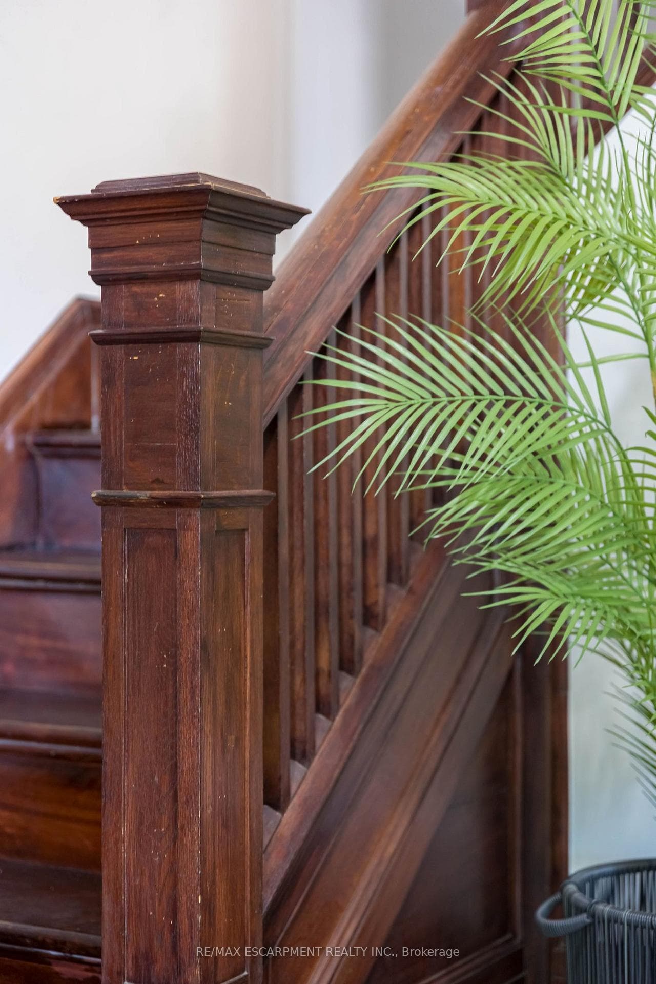 Stairs to 2nd Floor