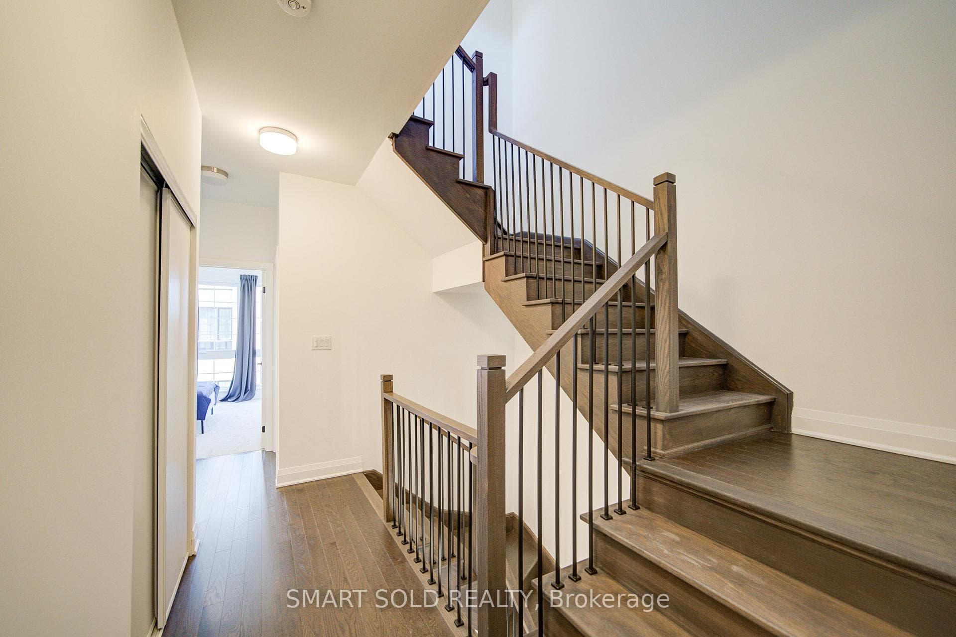 63 Alton Crescent photo 7