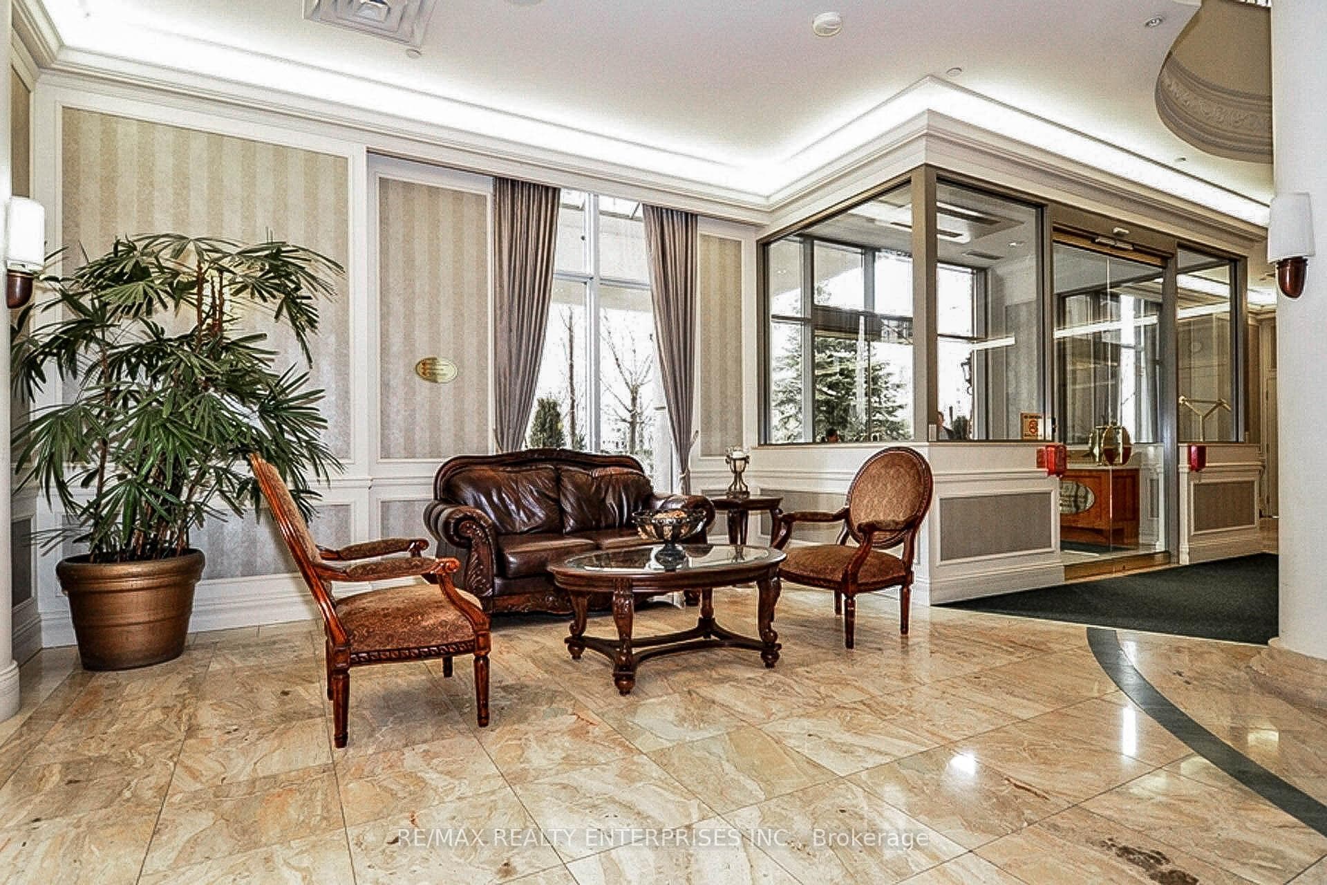 35 Kingsbridge Garden Circle Unit 3301 photo 33