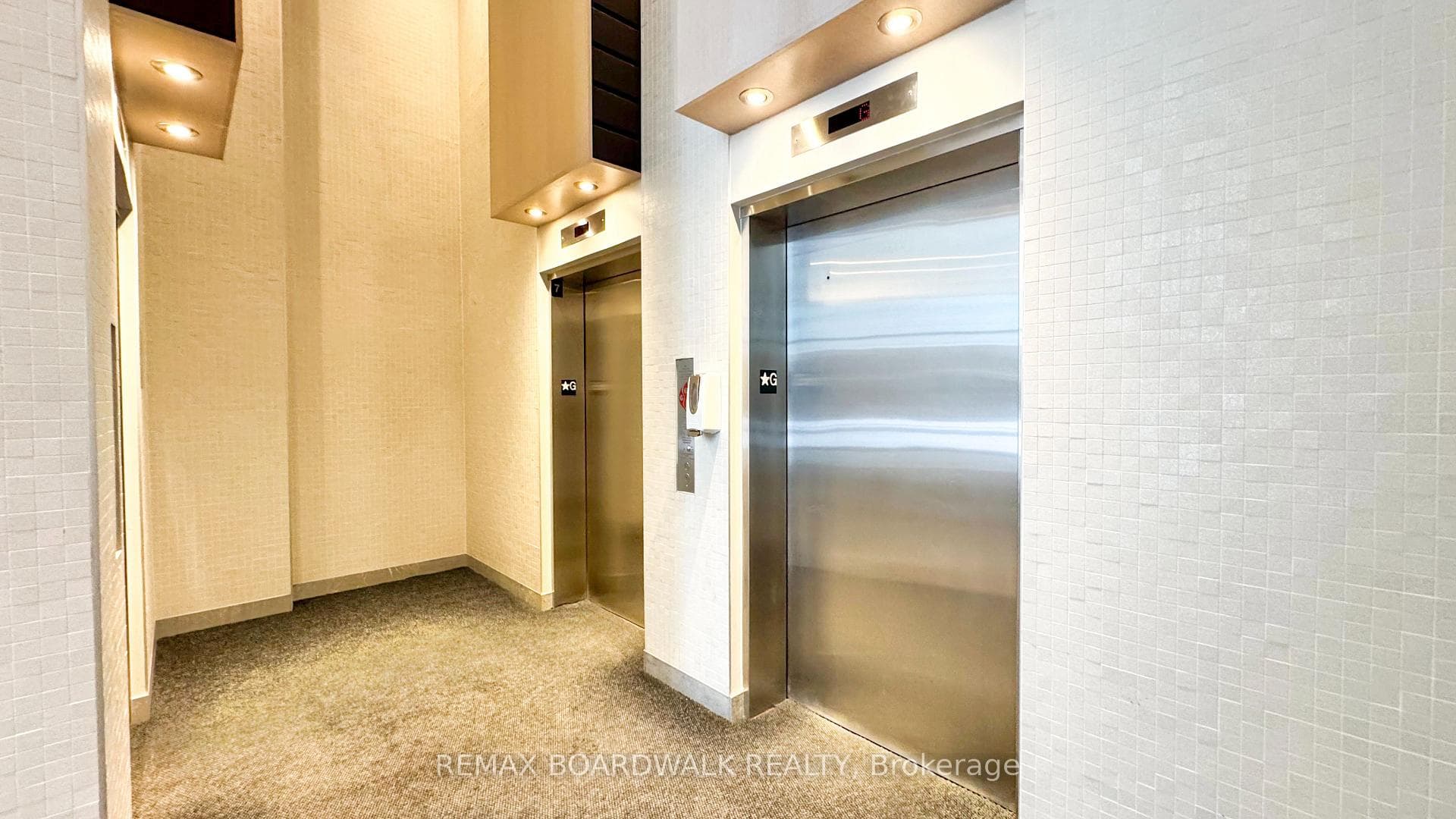 40 Nepean Street Unit 2706 photo 35