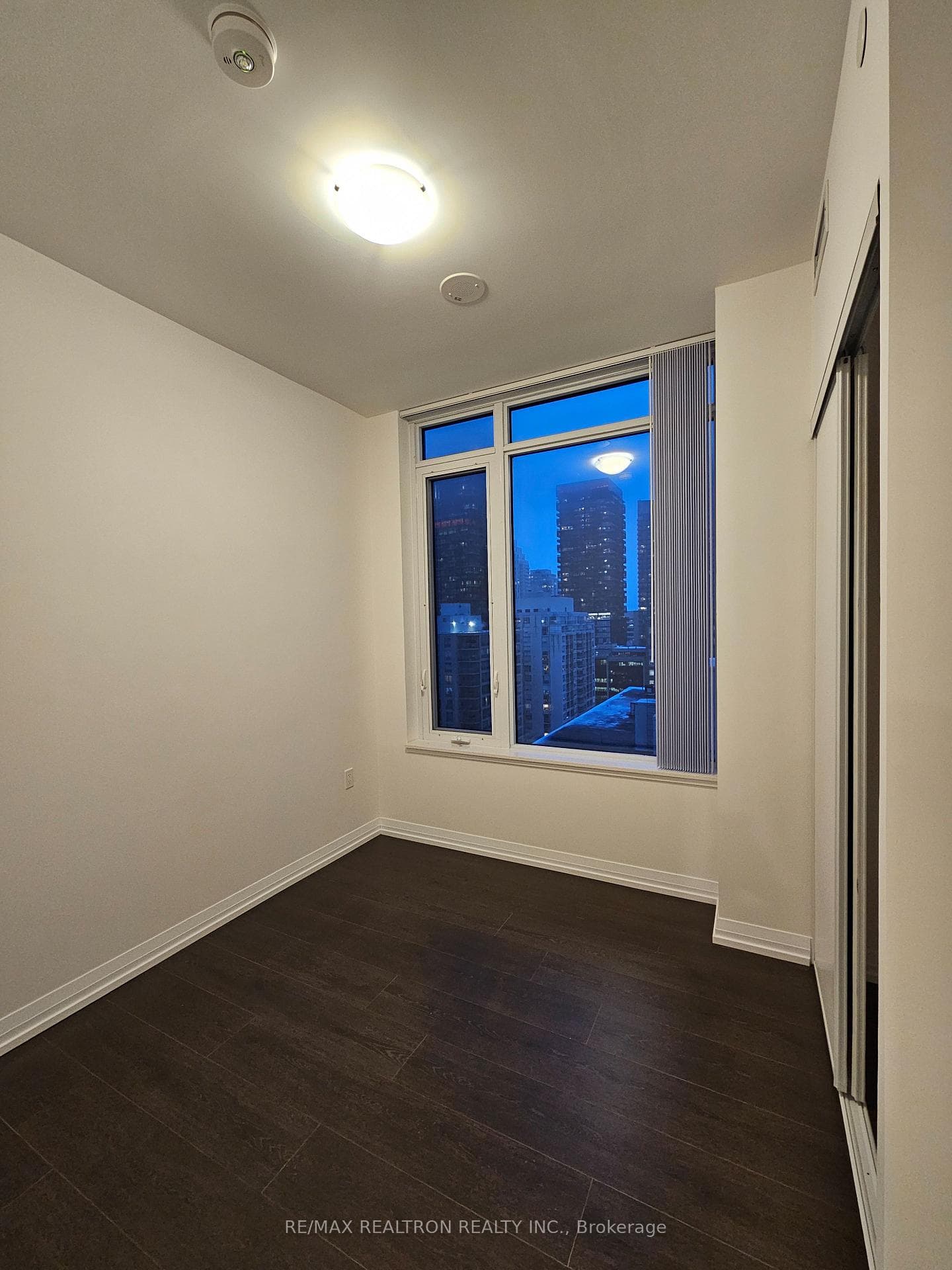 25 Holly Street Unit 1803 photo 11