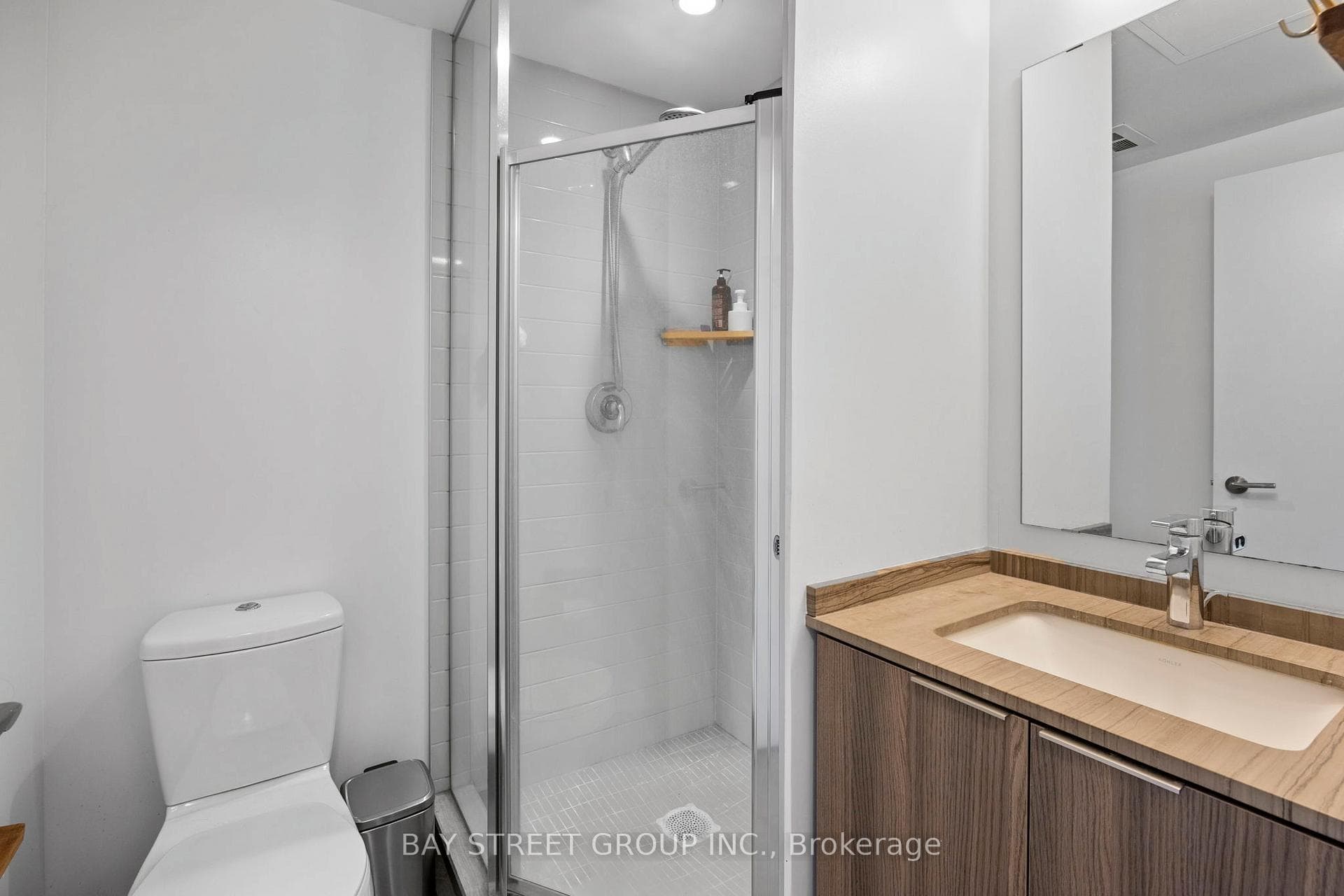 11 Wellesley Street Unit 4202 photo 19