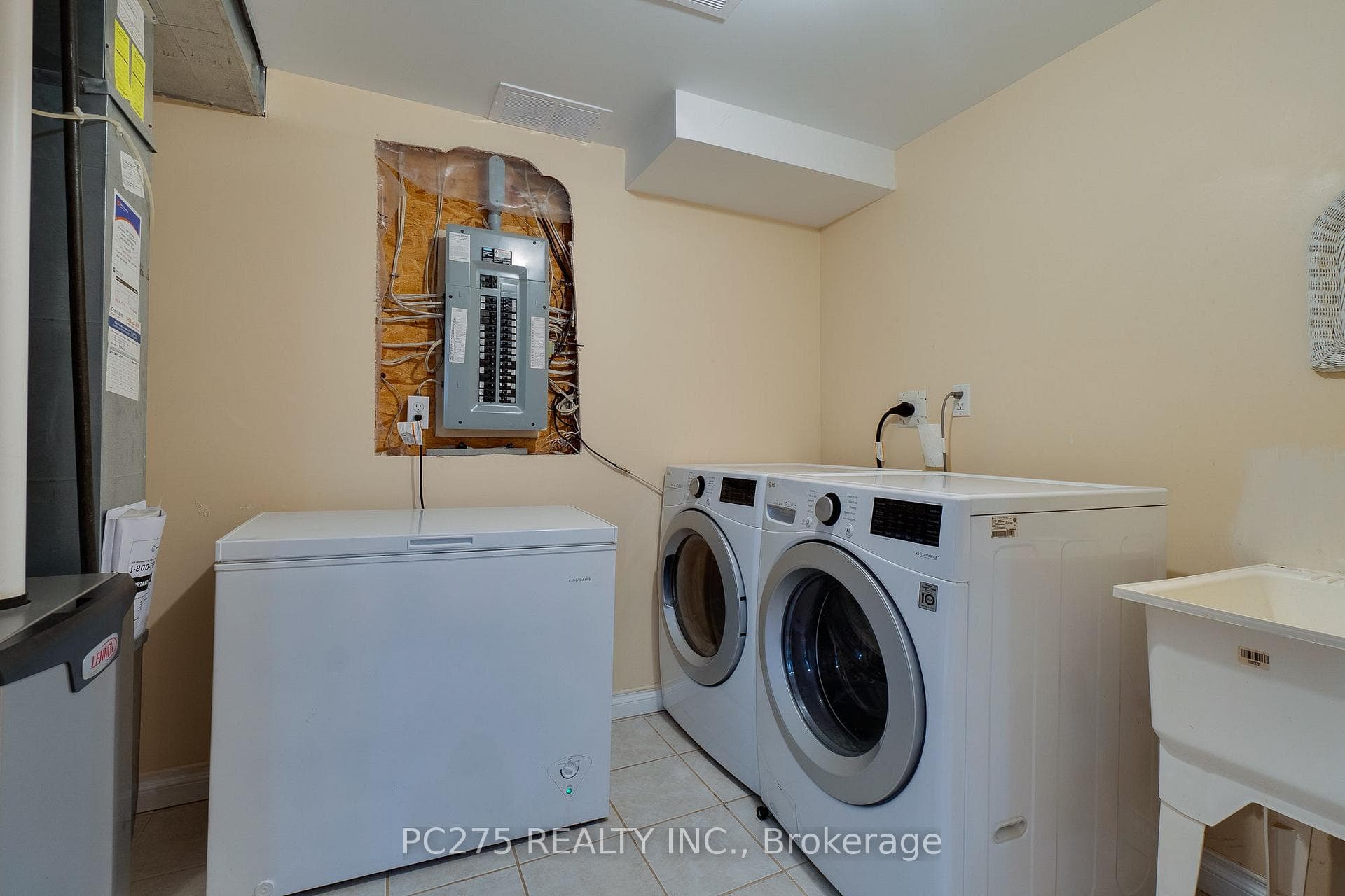 24 Wheatfield Drive photo 39