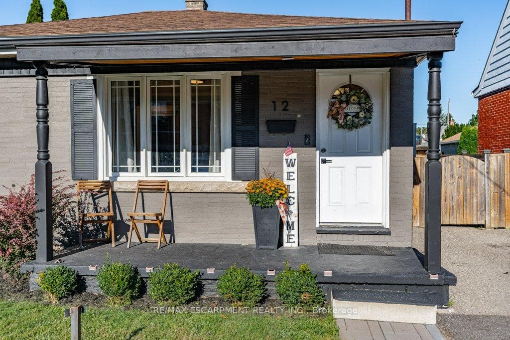 12 Wade Avenue photo 5