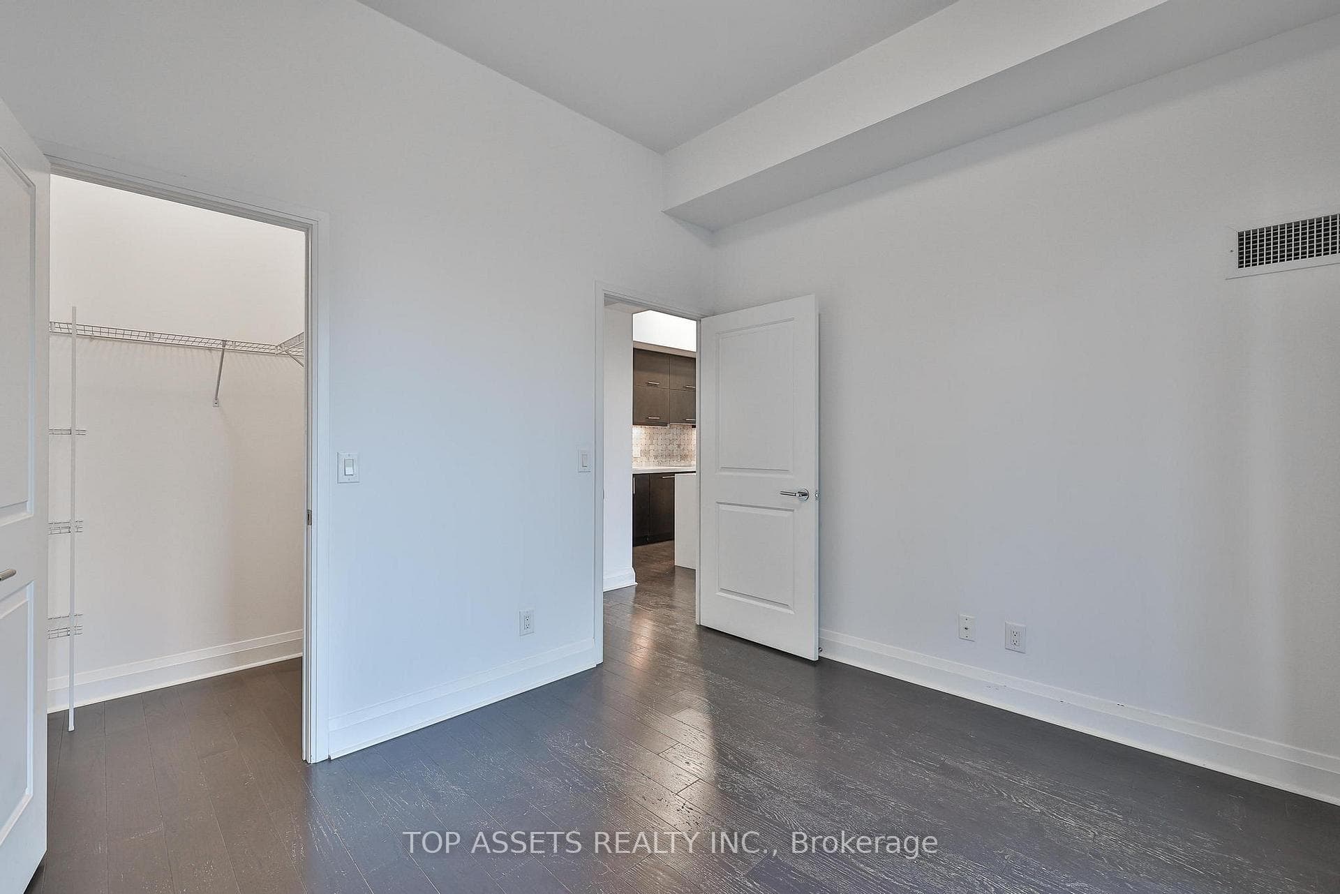 65 St. Mary Street Unit 3909 photo 27