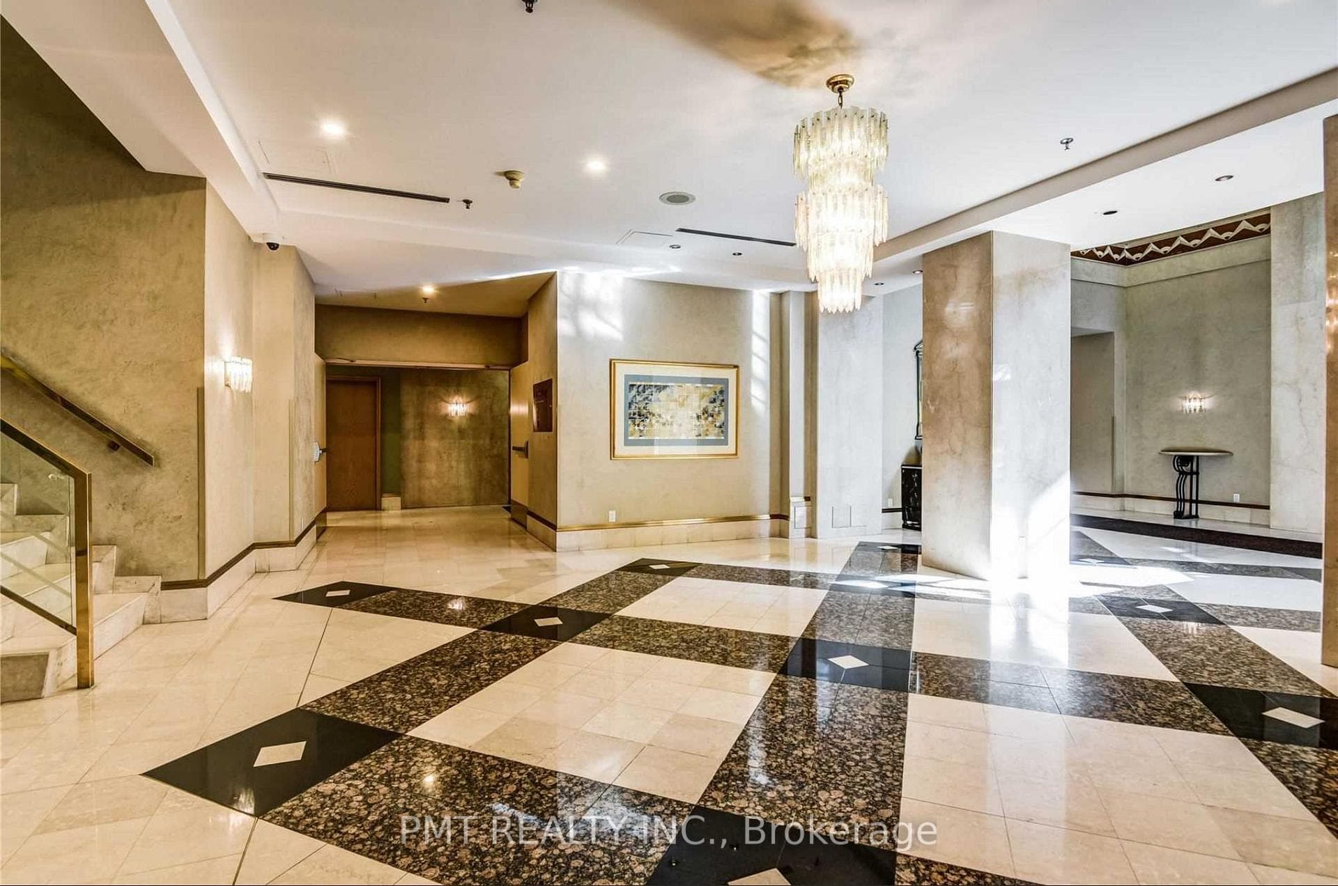 88 Corporate Drive Unit 708 photo 32