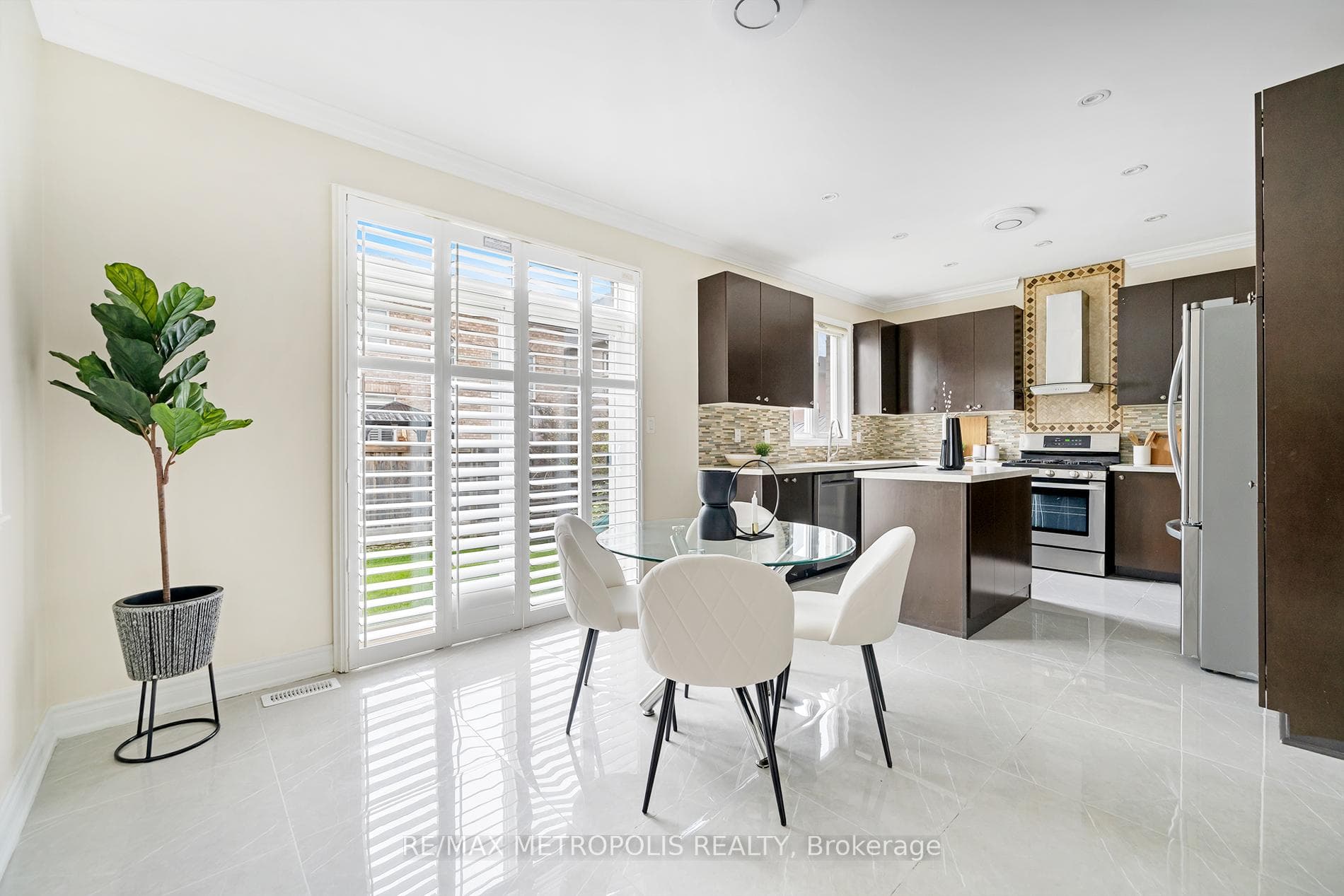 52 Gamble Drive photo 5