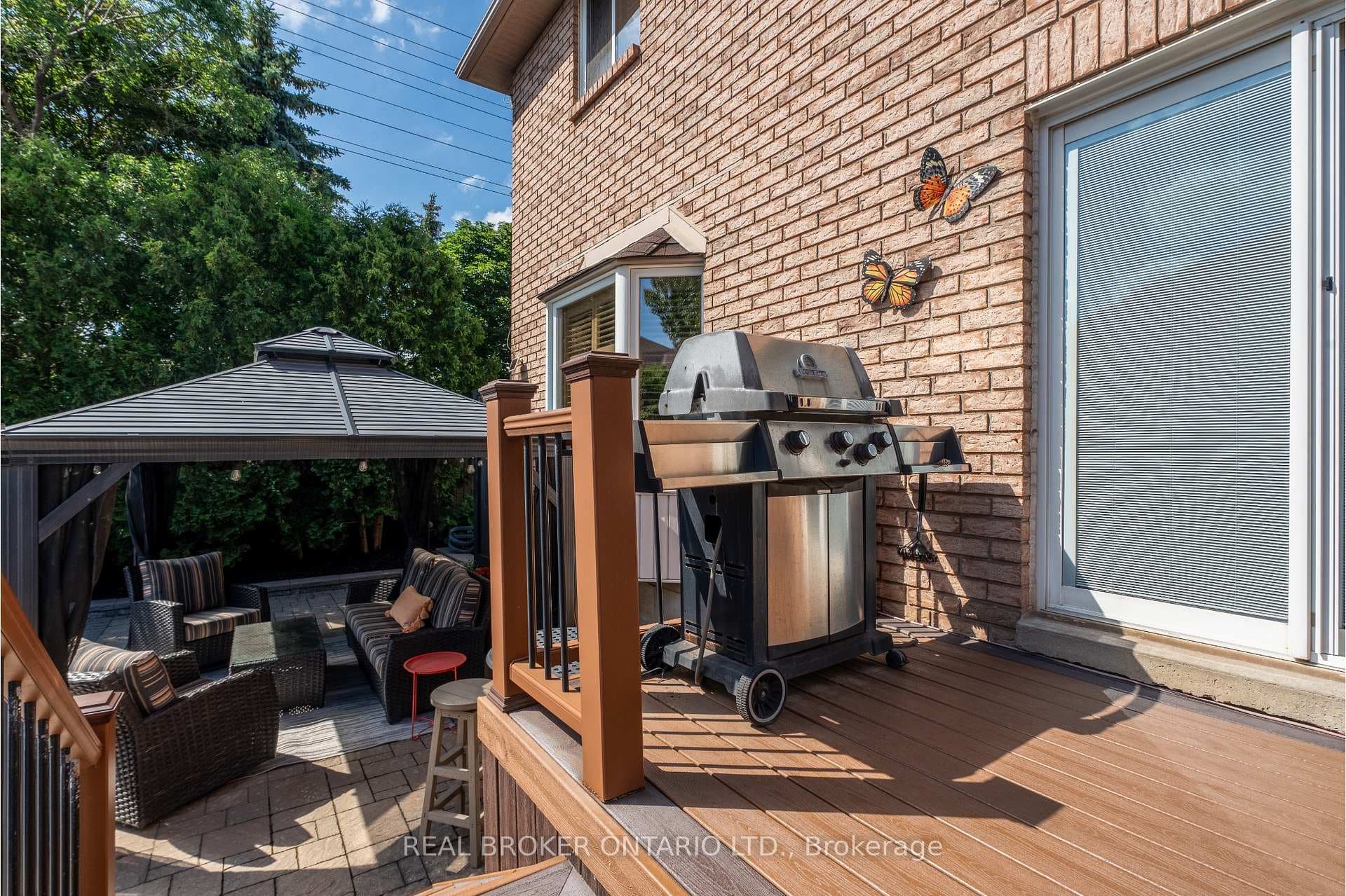 2423 Valley Heights Crescent photo 42