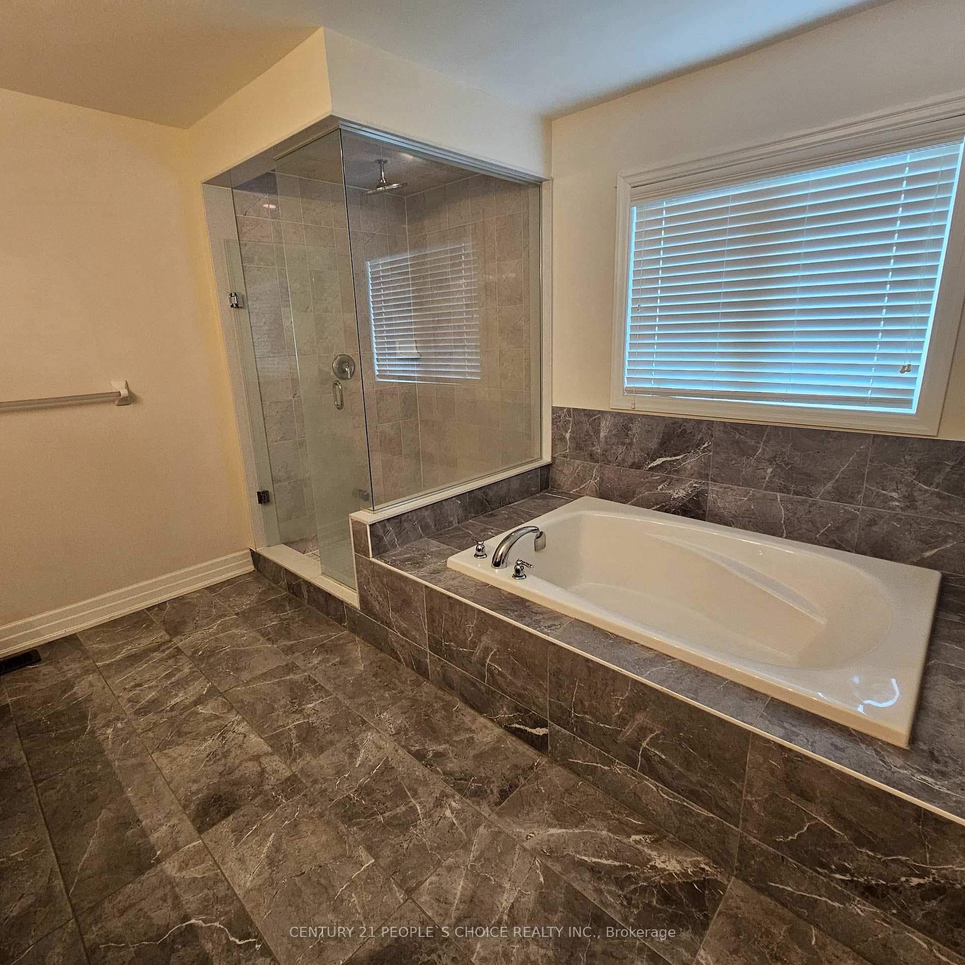 488 Greenwood Drive photo 23