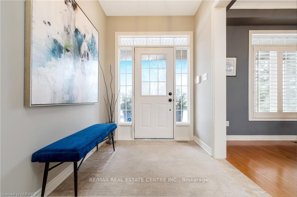 35 Karendale Crescent photo 8