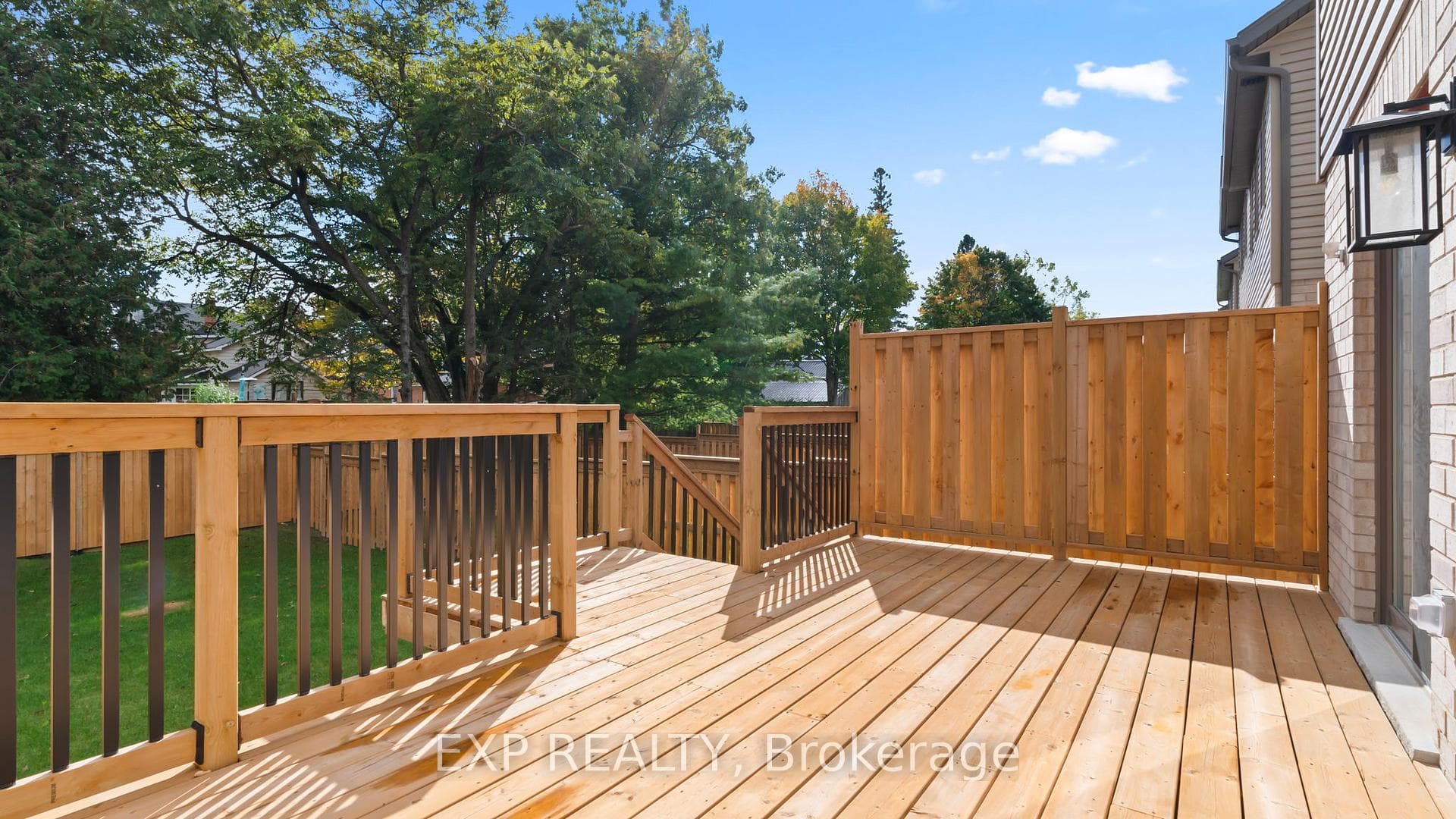 107 Mullin Street photo 39