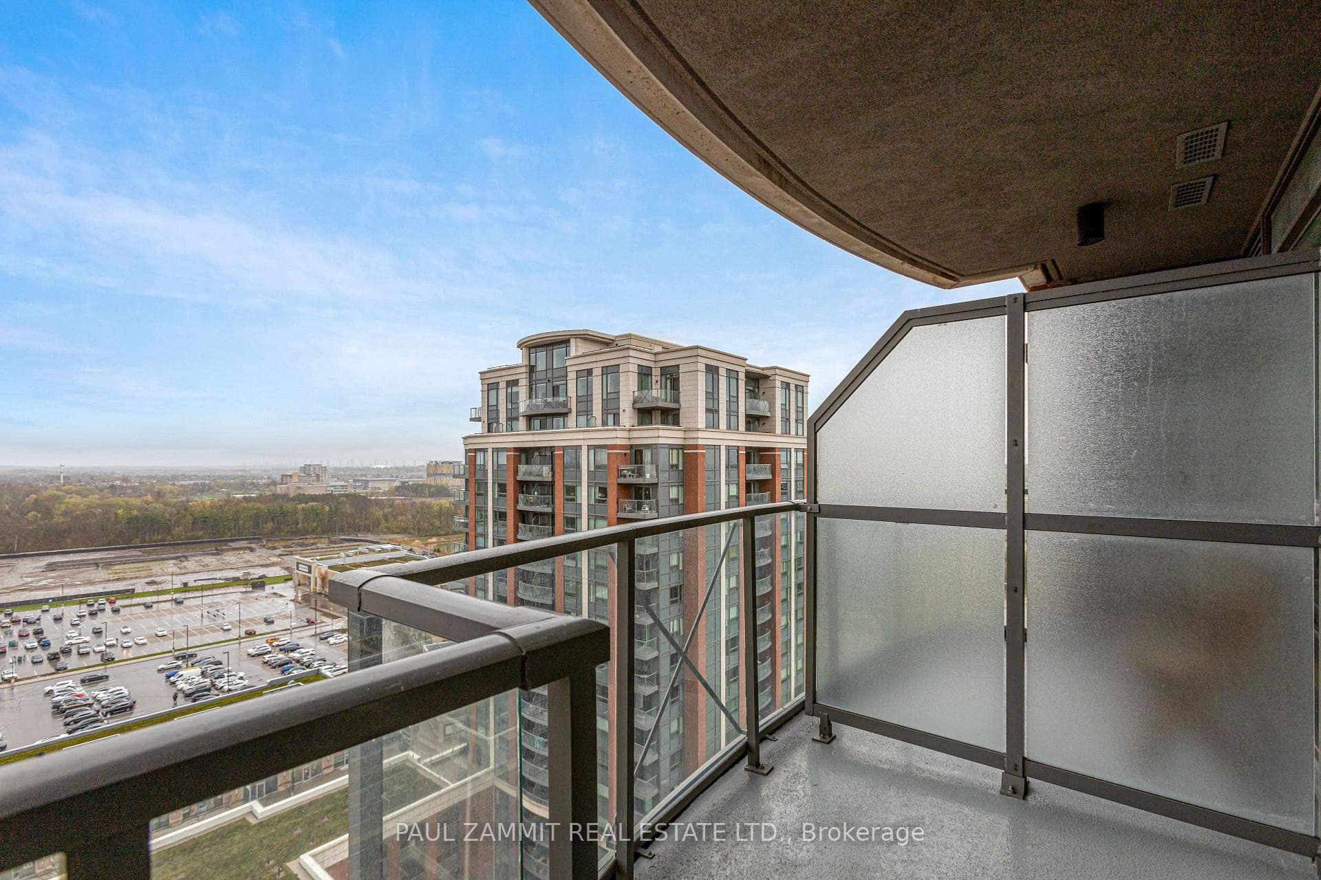 1 Uptown Drive Unit 2110 photo 17