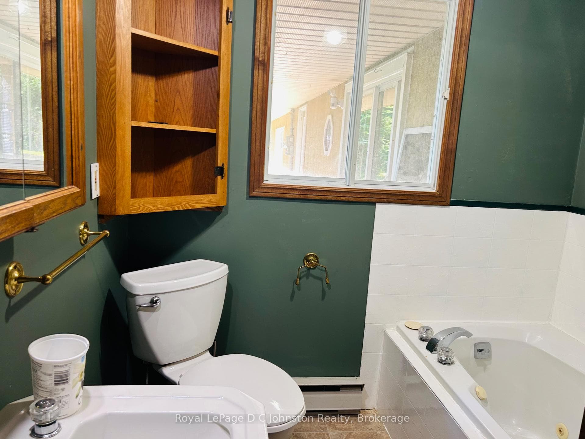 4 piece Bath