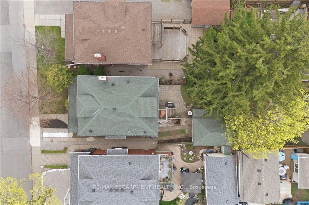 37 Connaught Avenue photo 43