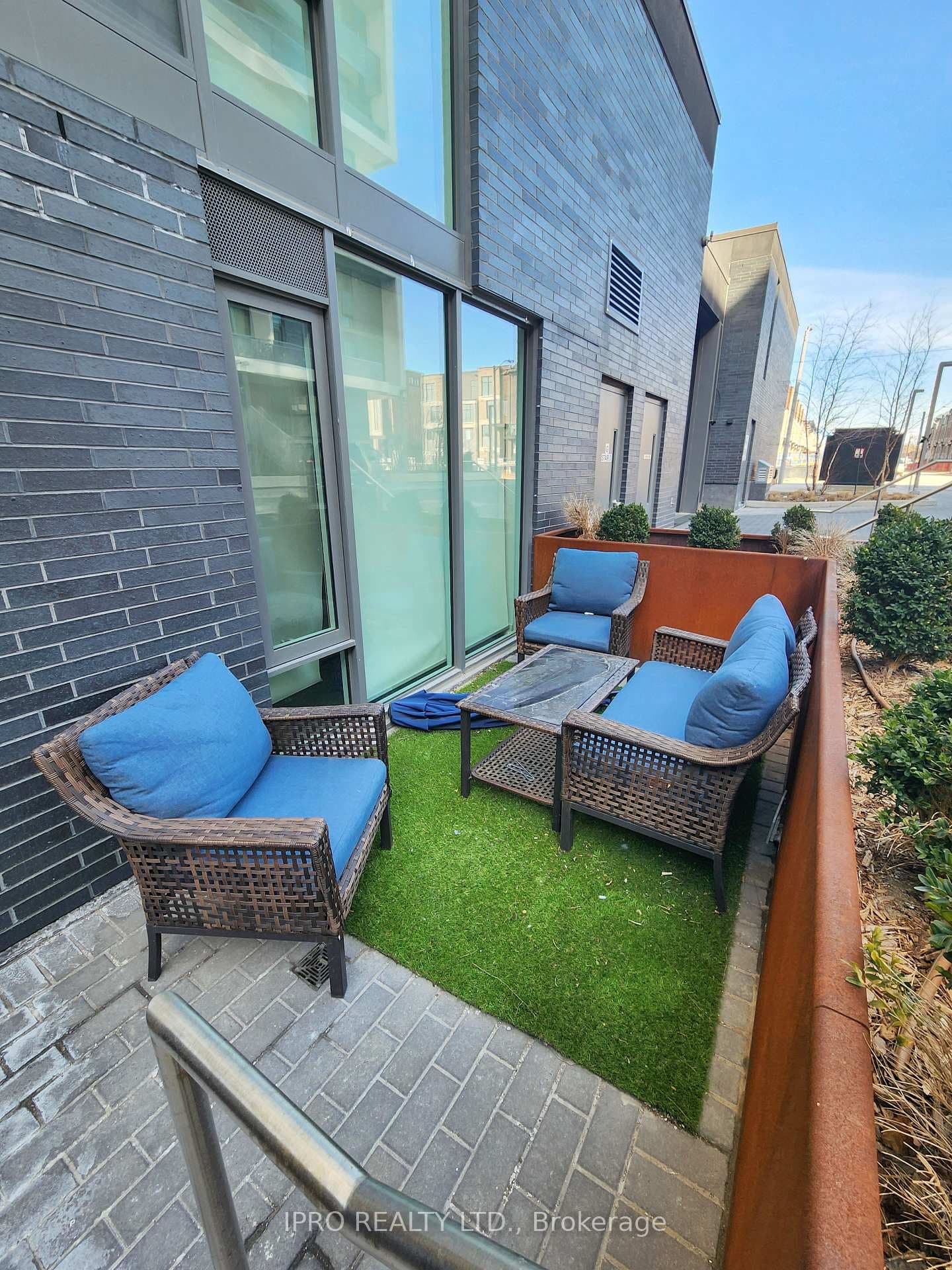 106 Varna Drive Unit 7 photo 21
