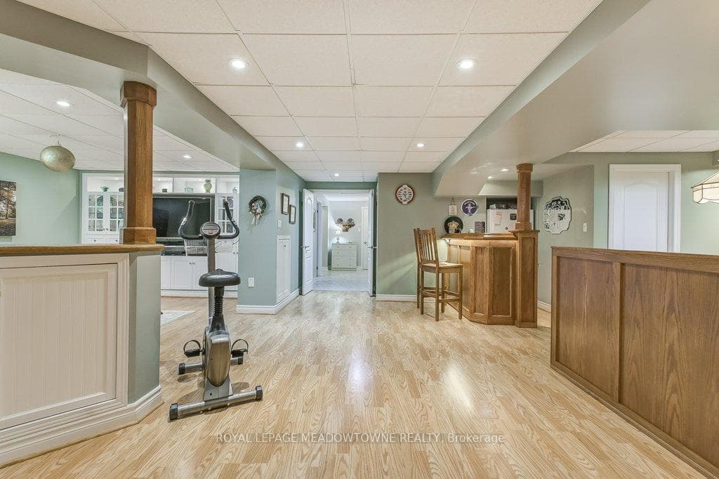 43 Samuel Crescent photo 31