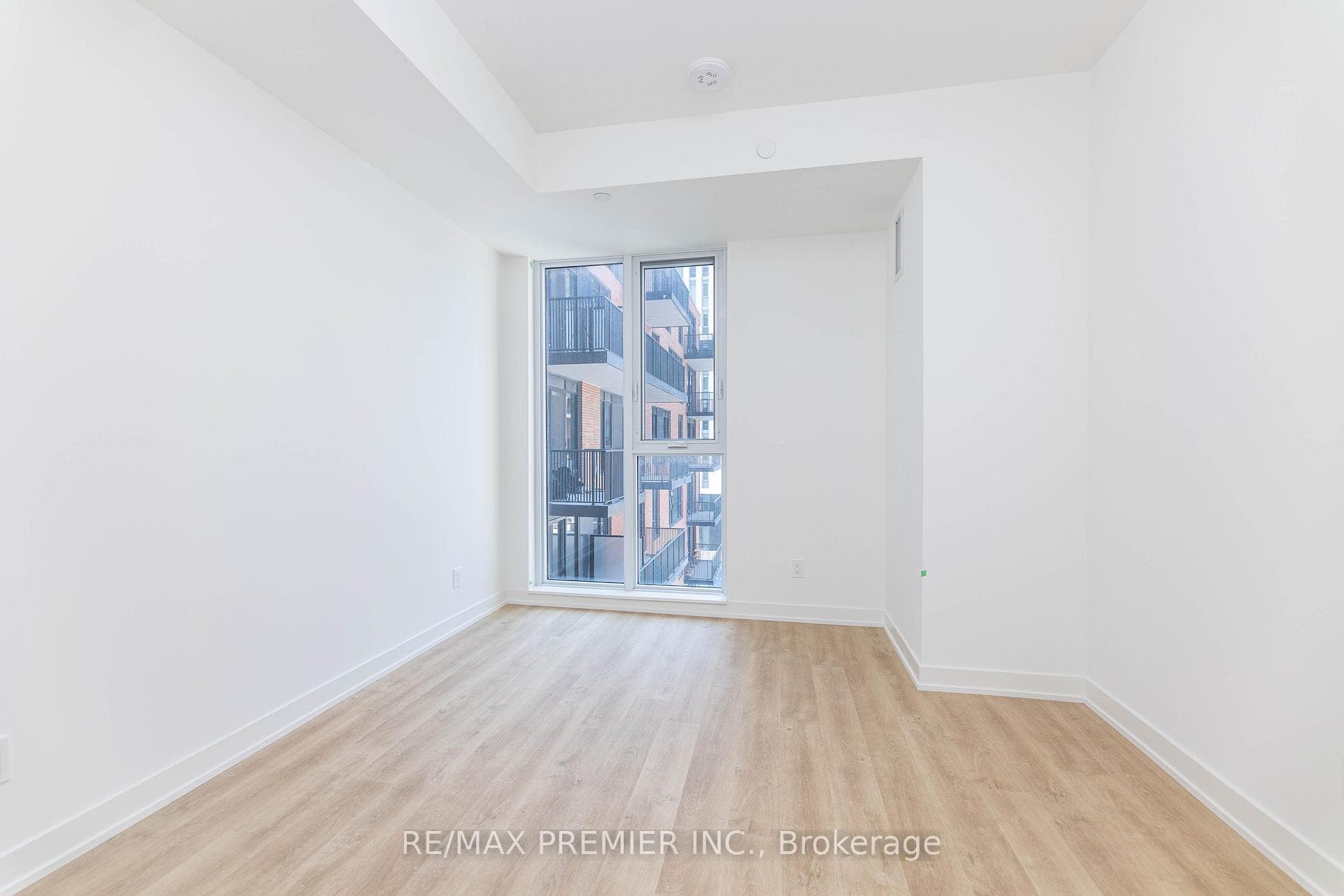 38 Simcoe Promenade Unit 701 photo 21