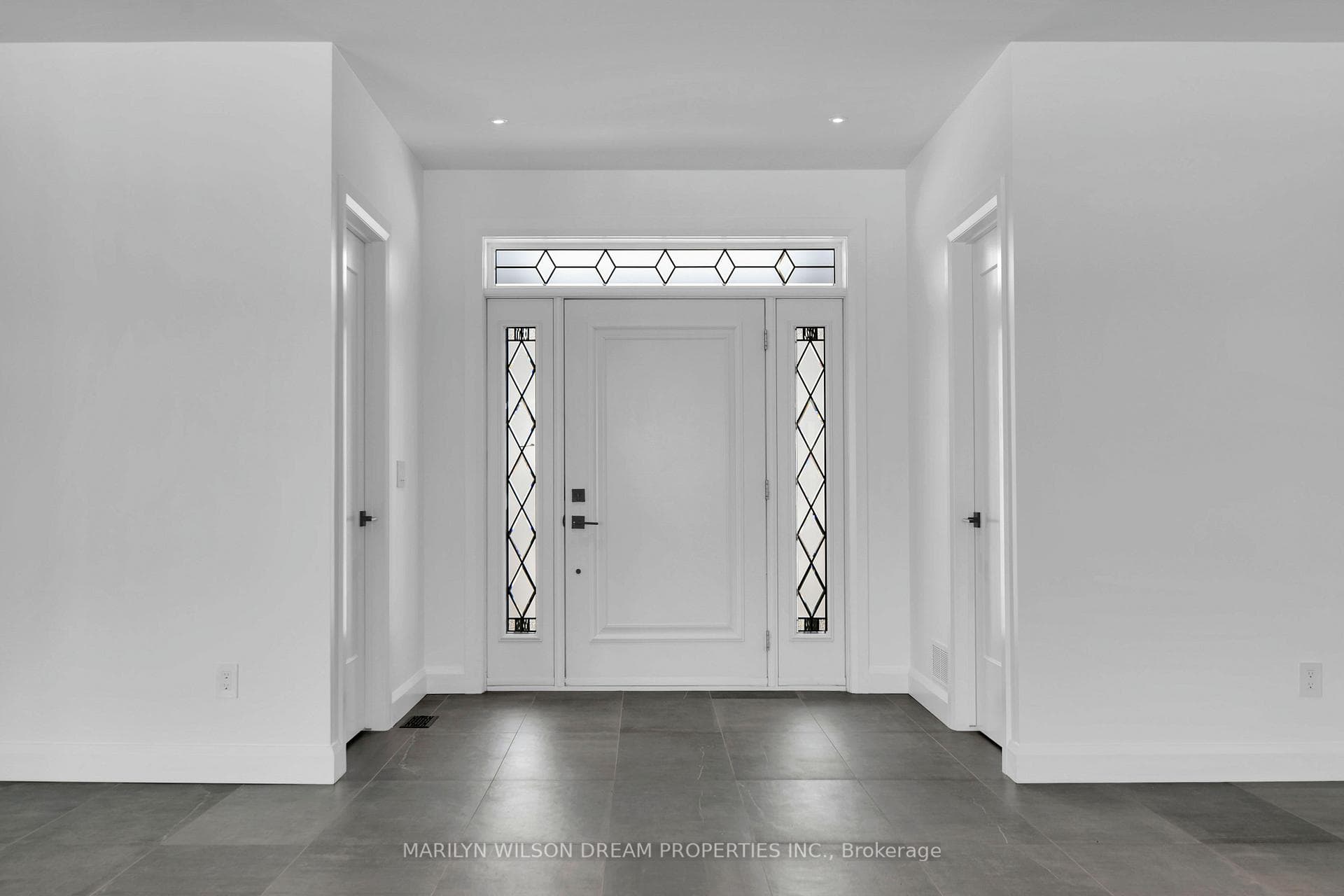 68 Synergy Way photo 5