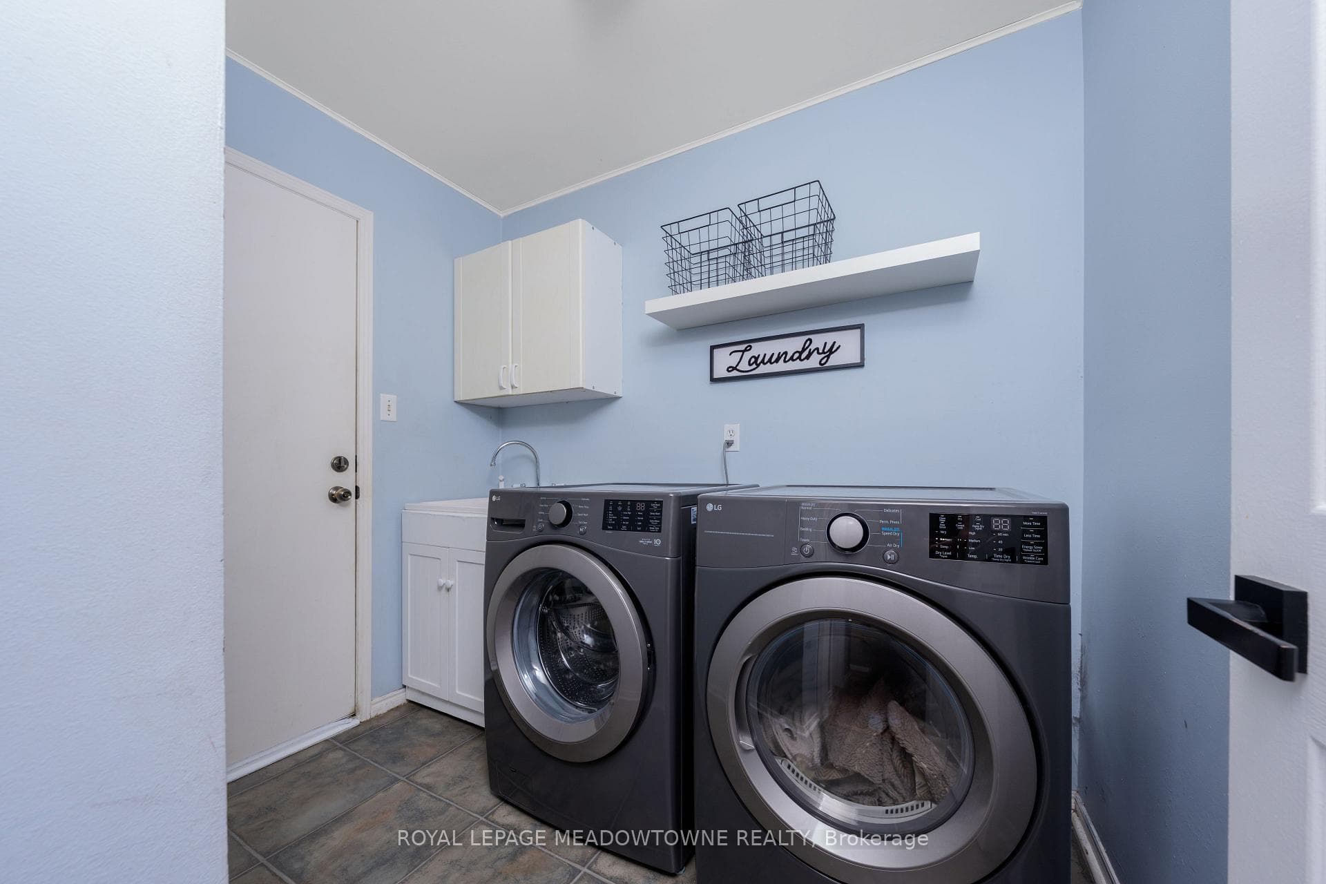 51 Roane Avenue photo 19