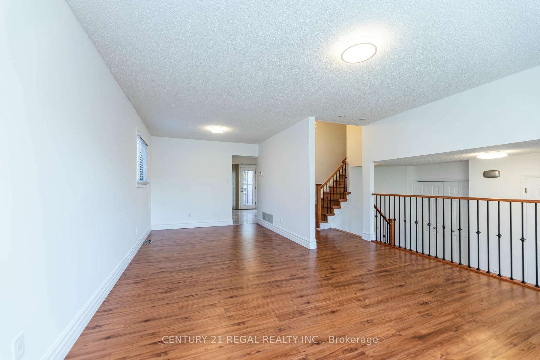 88 Overbank Drive photo 17
