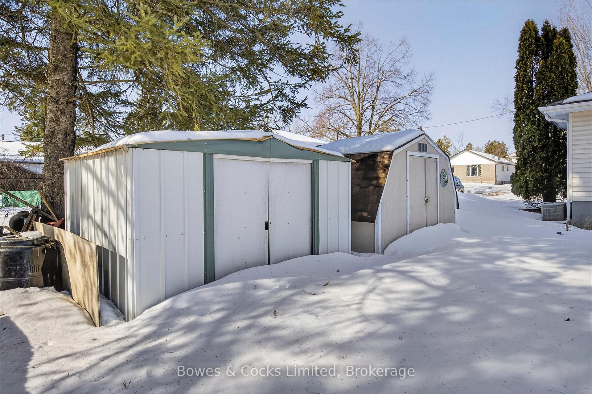 628 Corrigan Crescent photo 36