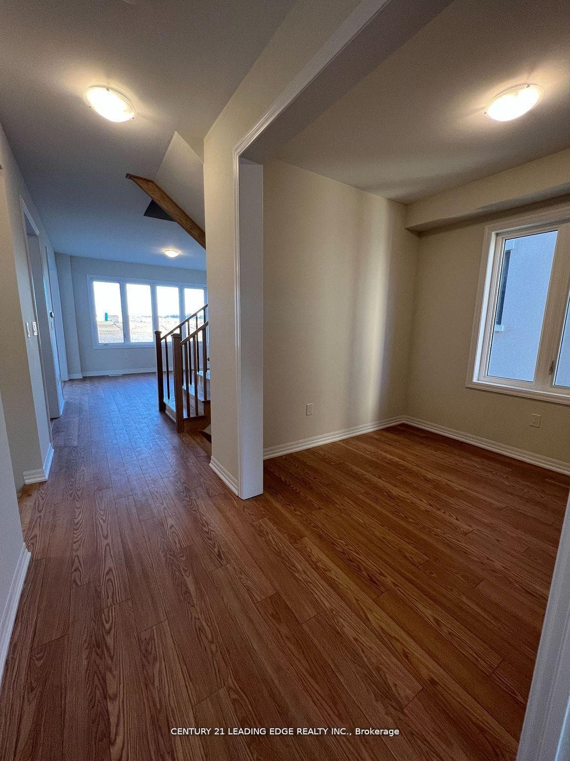 42 Ed Ewert Avenue photo 4