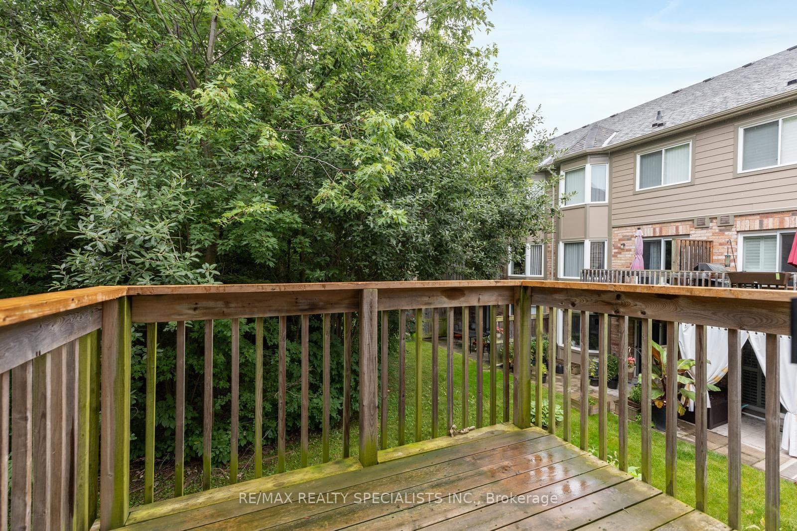 233 DUSKYWING Way Unit 42 photo 33