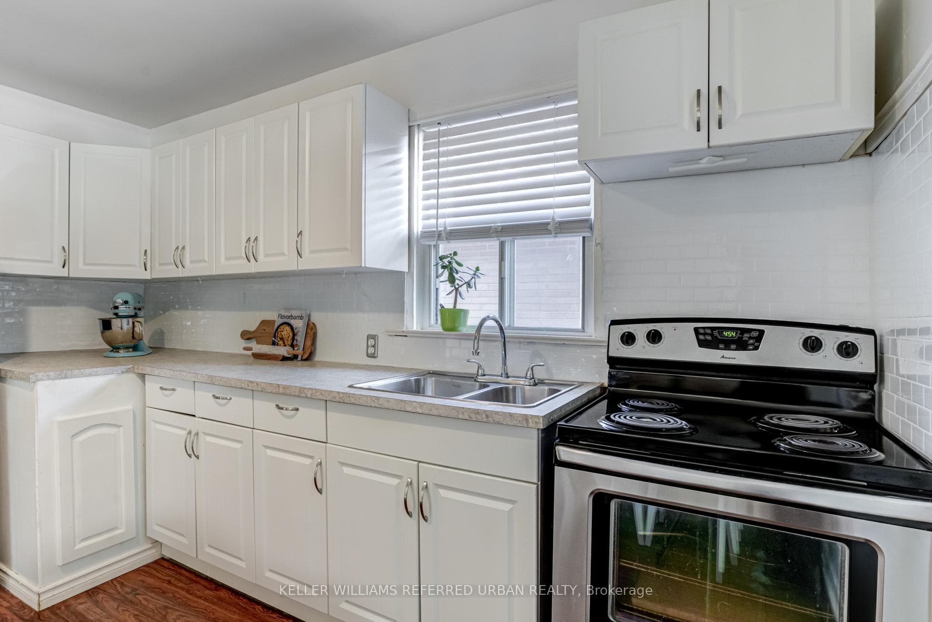 37 Wesley Street photo 10