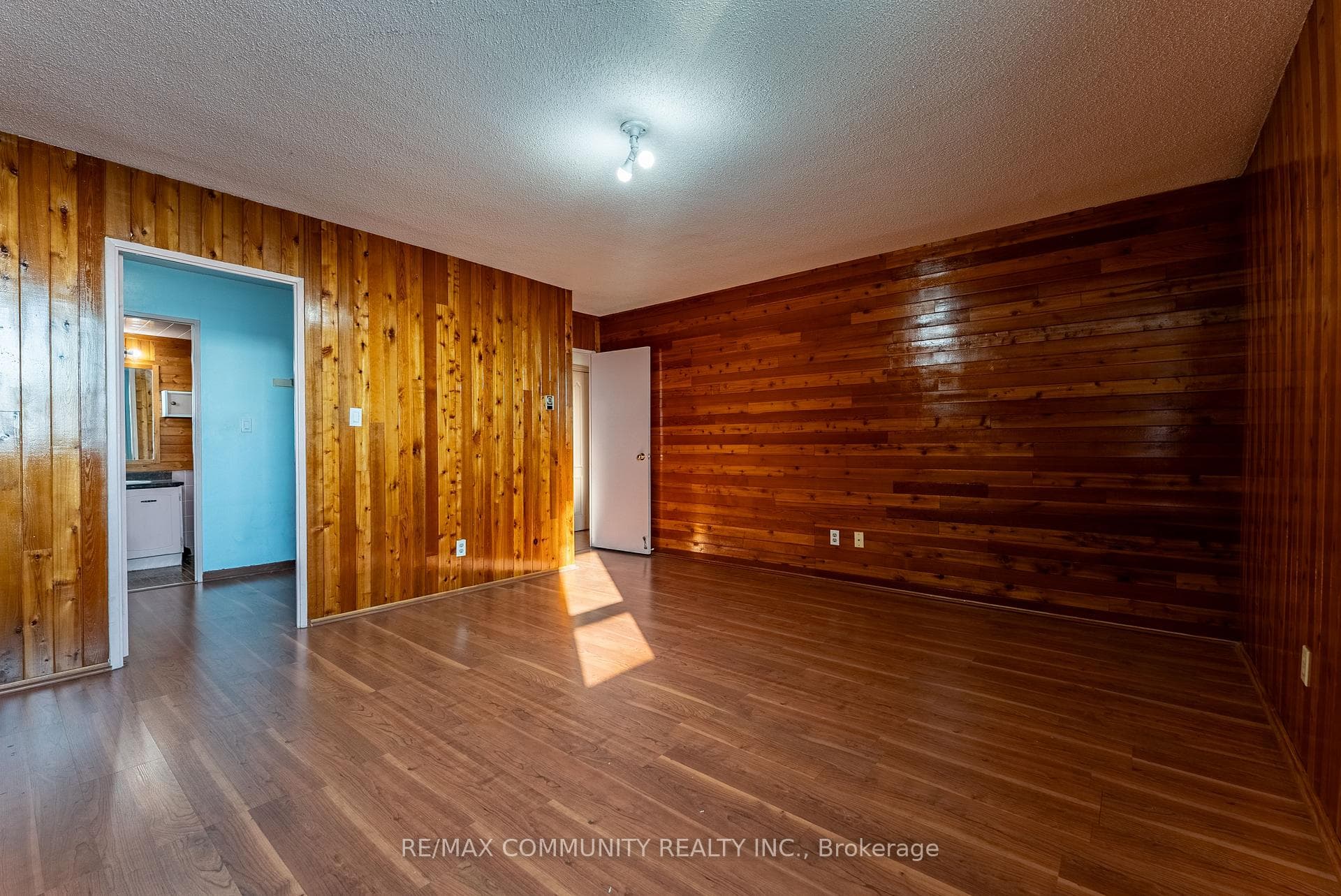 20 Gilder Drive Unit 906 photo 32