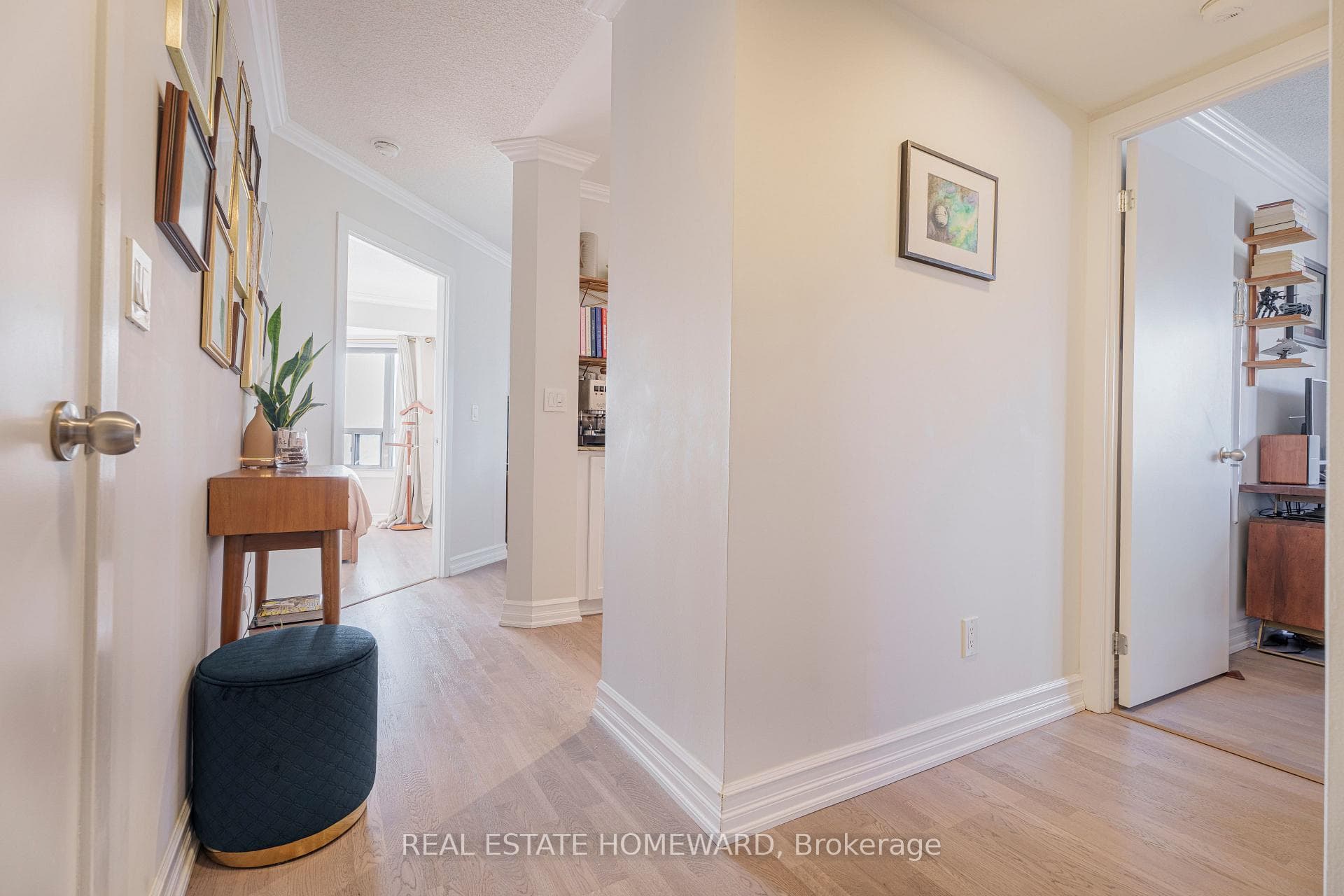 255 Richmond Street Unit 1404 photo 26