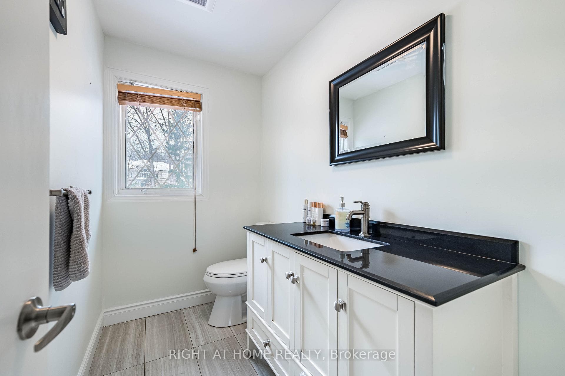 2123 Gordon Drive photo 29