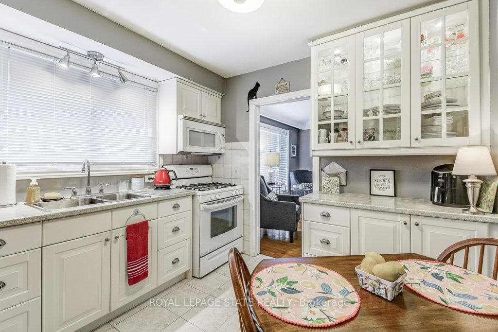 11 Ramsey Crescent photo 15