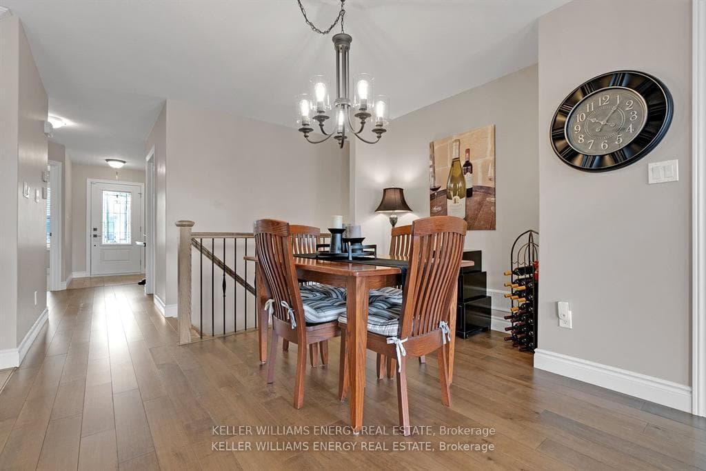 36 Cortland Way photo 16