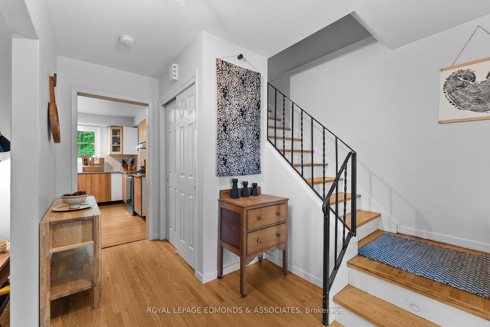607 Elizabeth Street photo 28