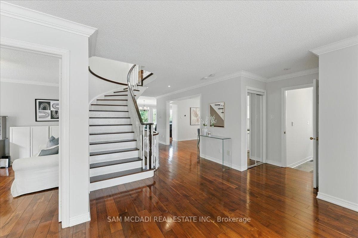 1463 Bayshire Drive photo 8