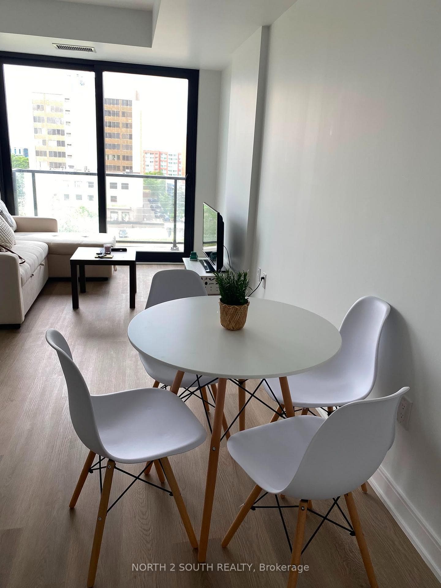 3009 Novar Road Unit 615 photo 8