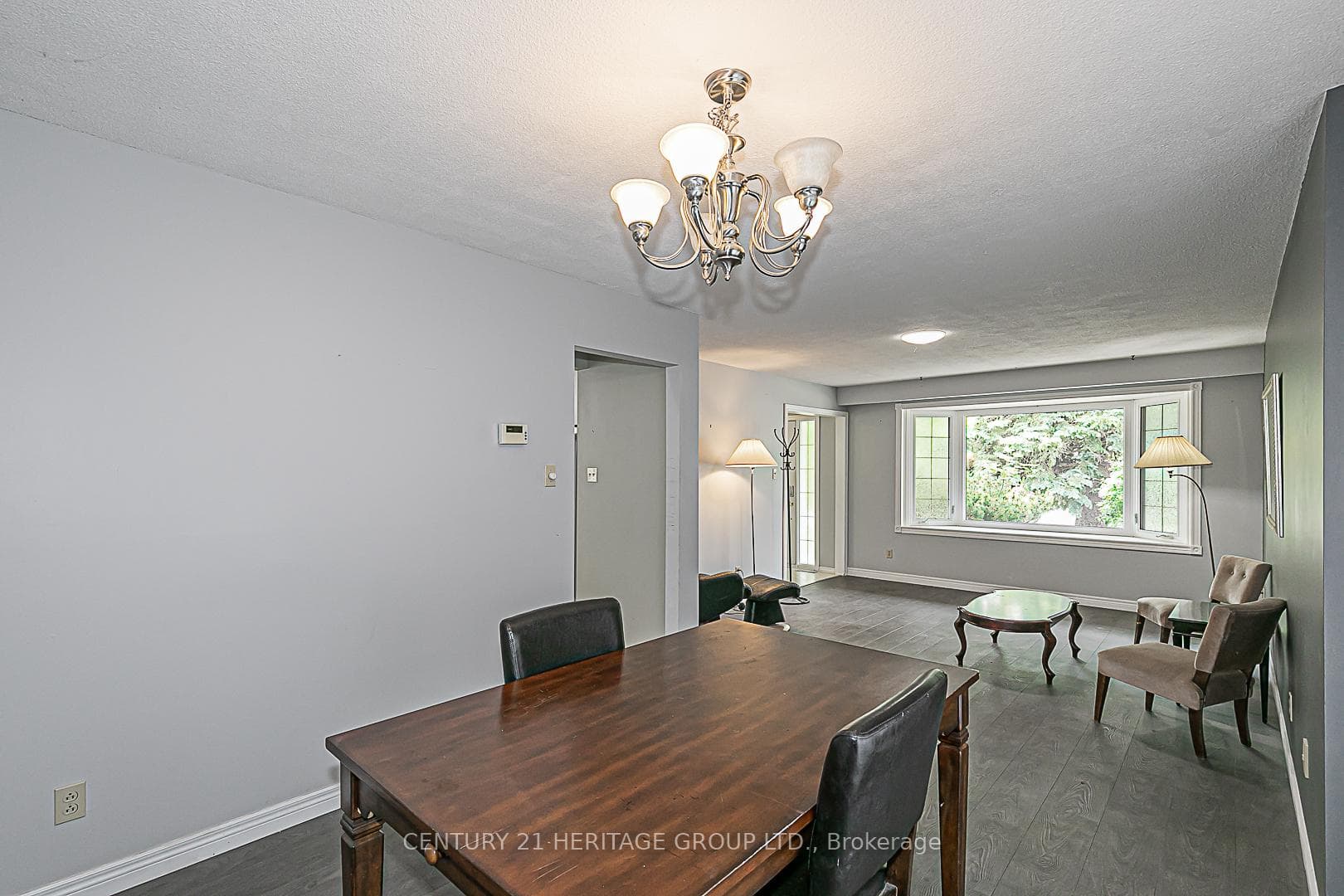 296 Plymouth Trail photo 8