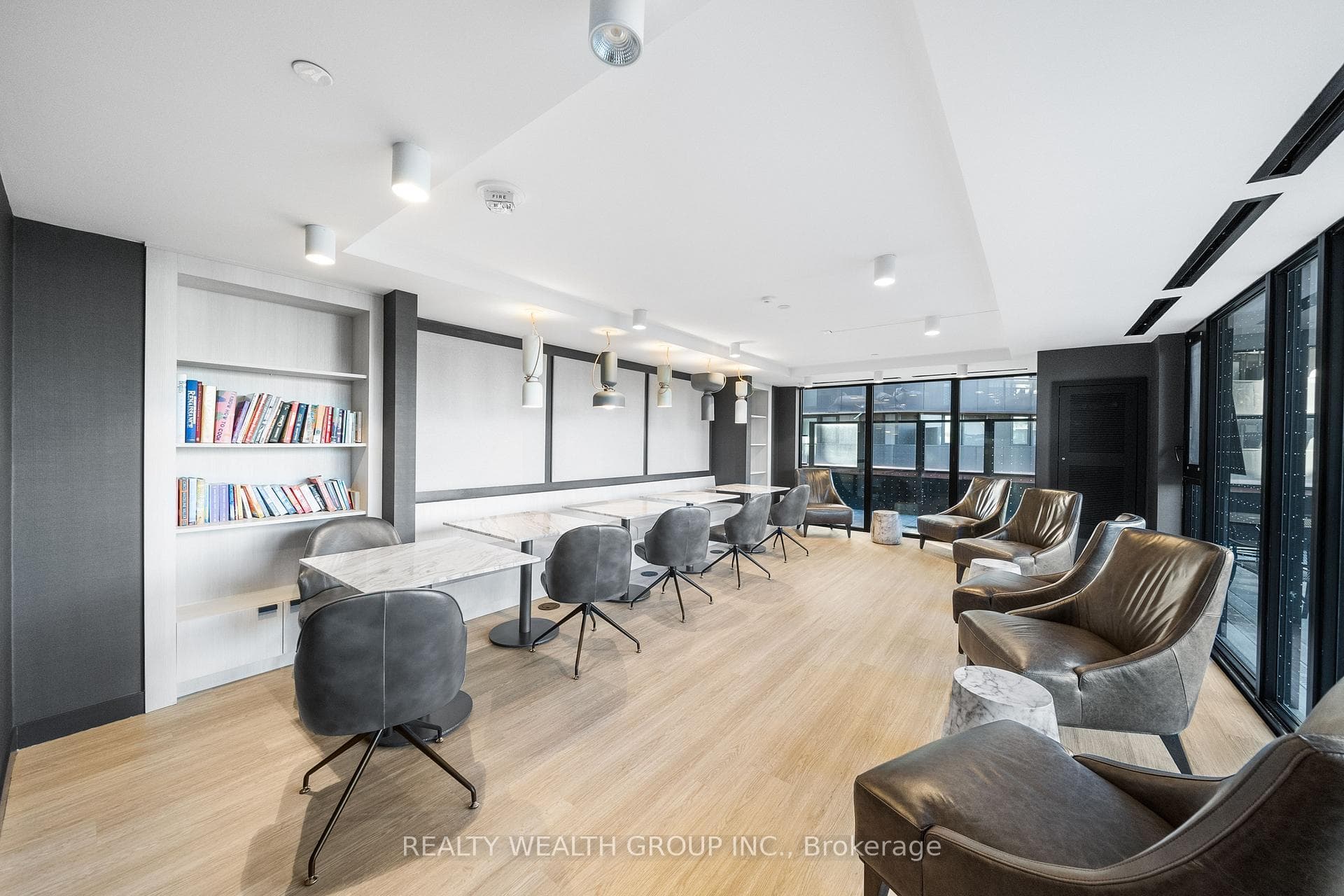 8 Tippett Road Unit 621 photo 10