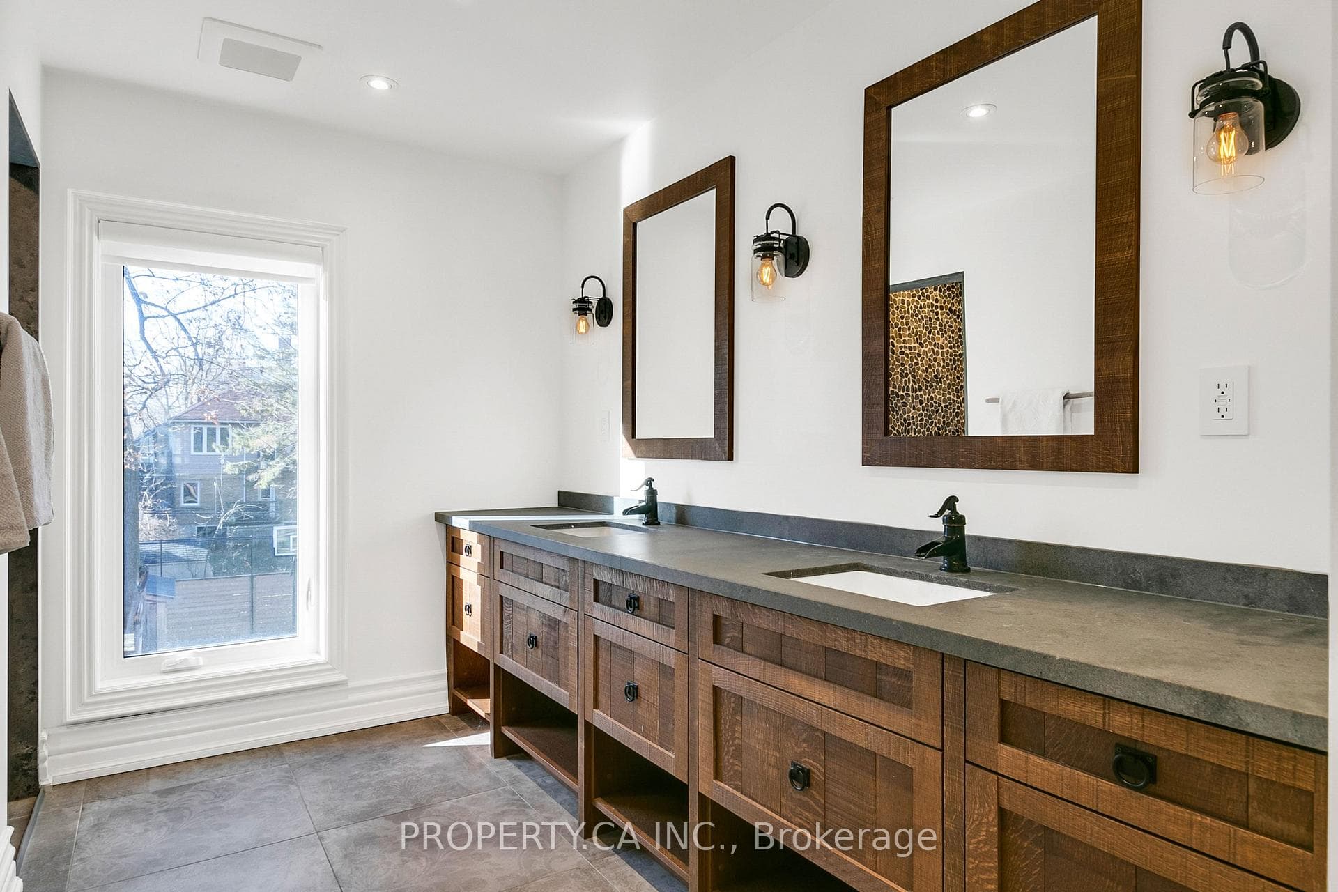 48 Park Hill Road photo 17