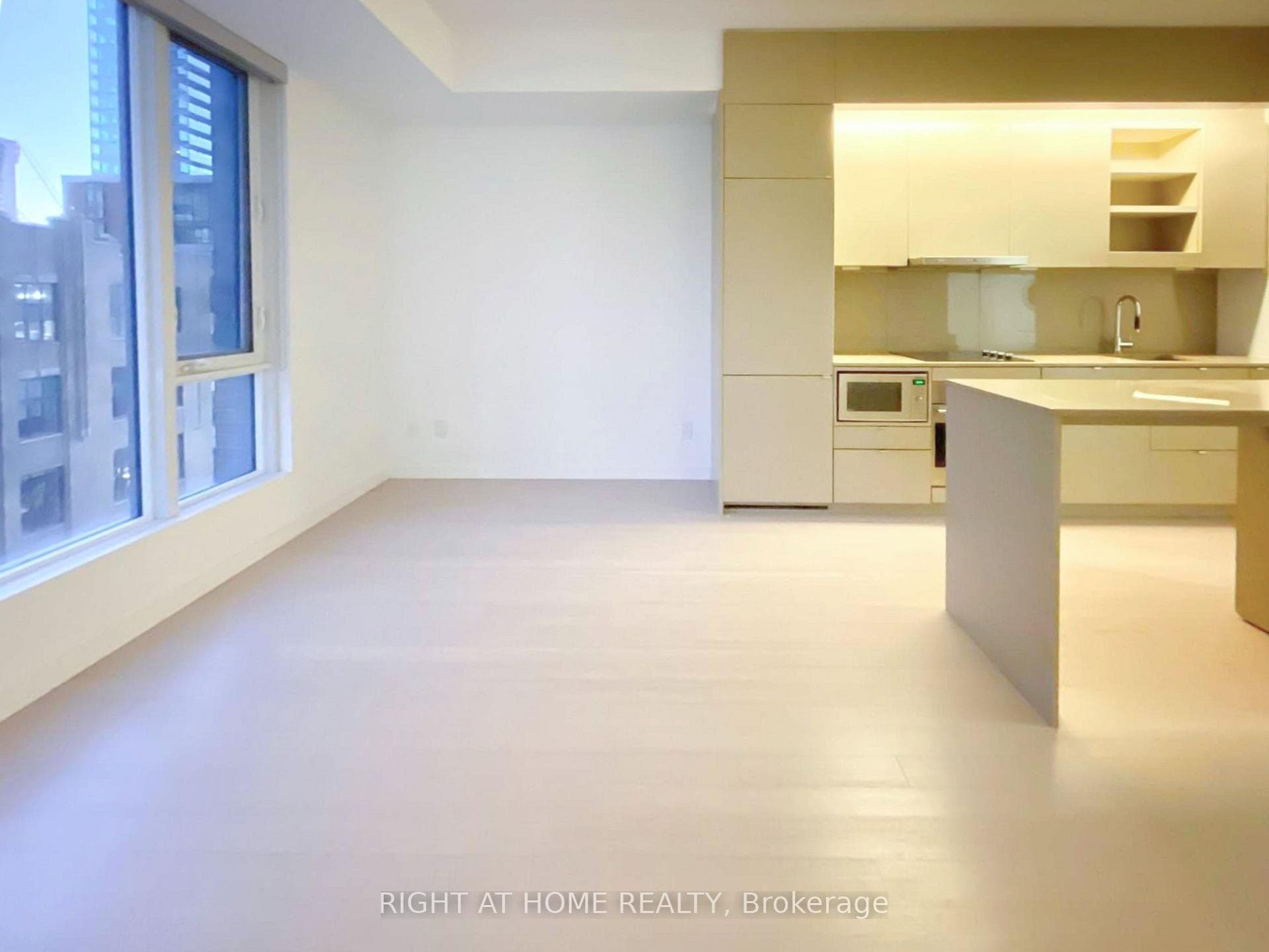 101 Peter Street Unit 1007 photo 8