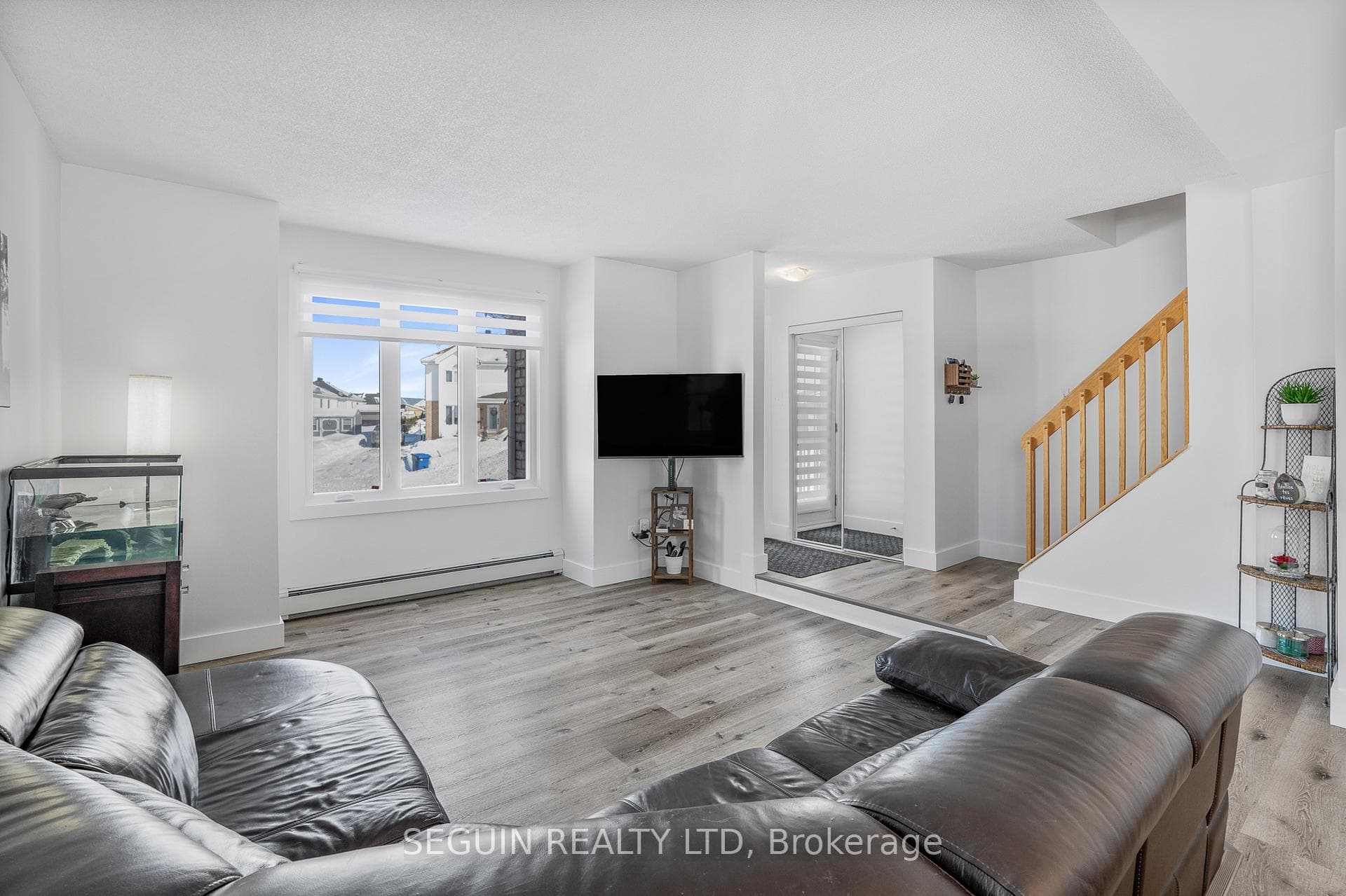922 Roch Street photo 8