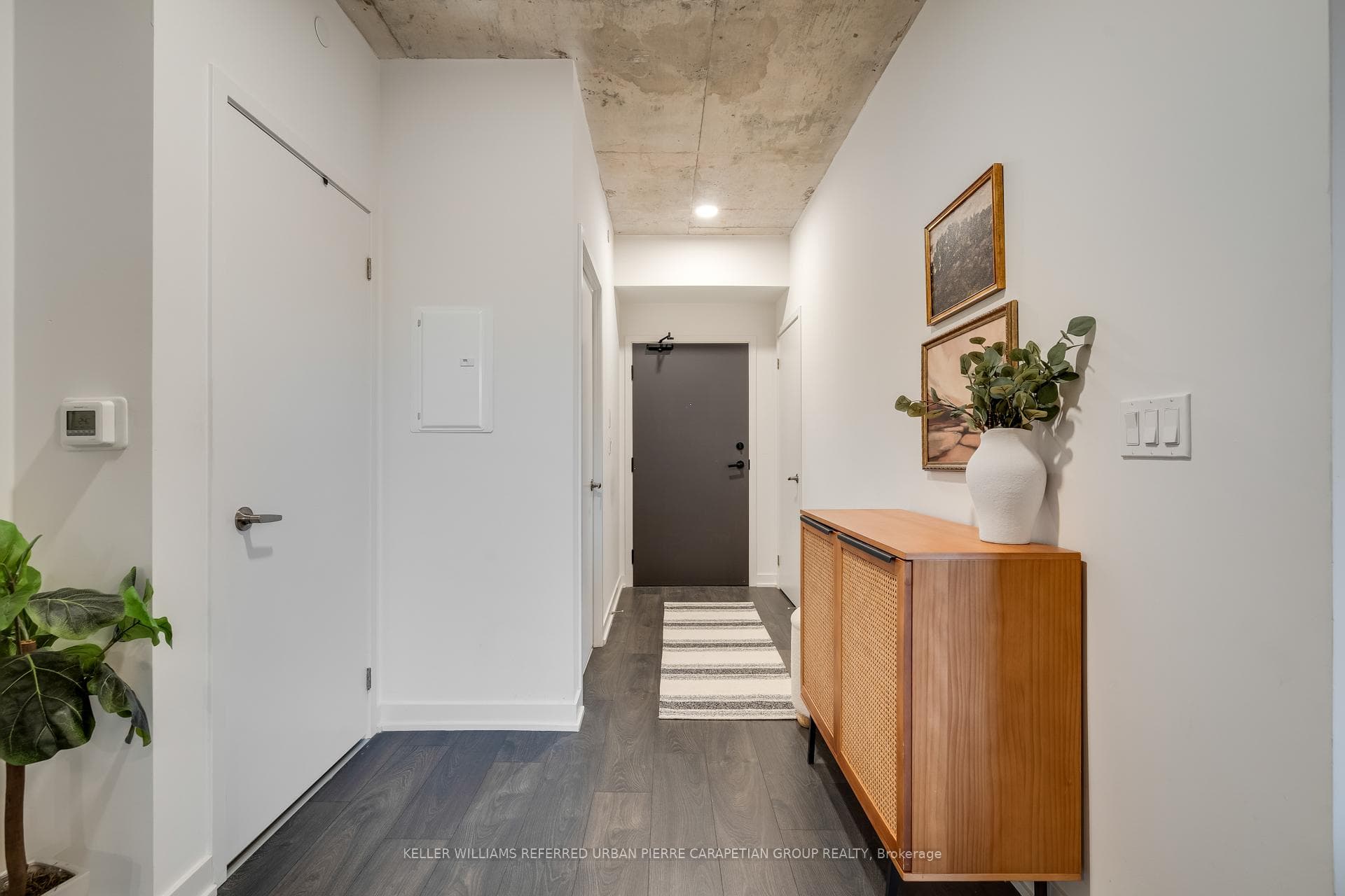 57 Brock Avenue Unit 316 photo 2