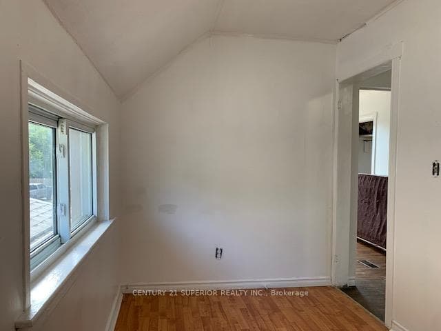 227 Amelia Street photo 12