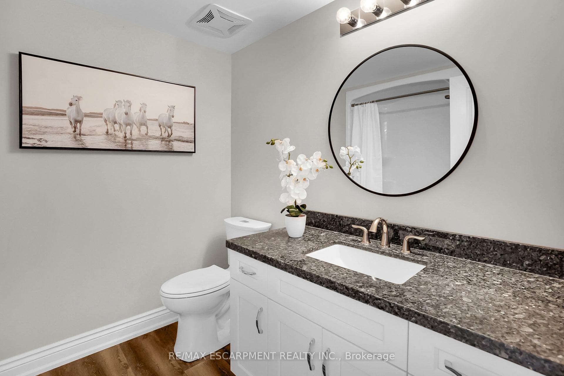 4104 Fly Road photo 26