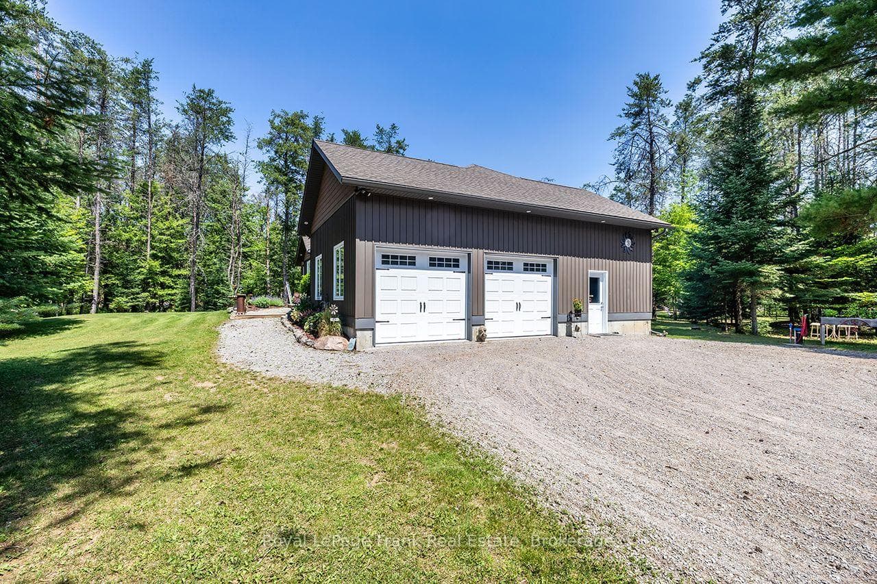 30 Hodgson Drive photo 8