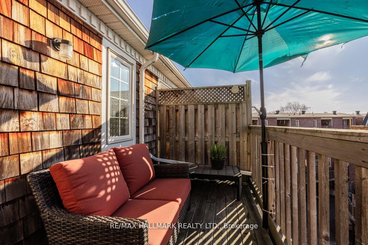 122 Kingston Road photo 32