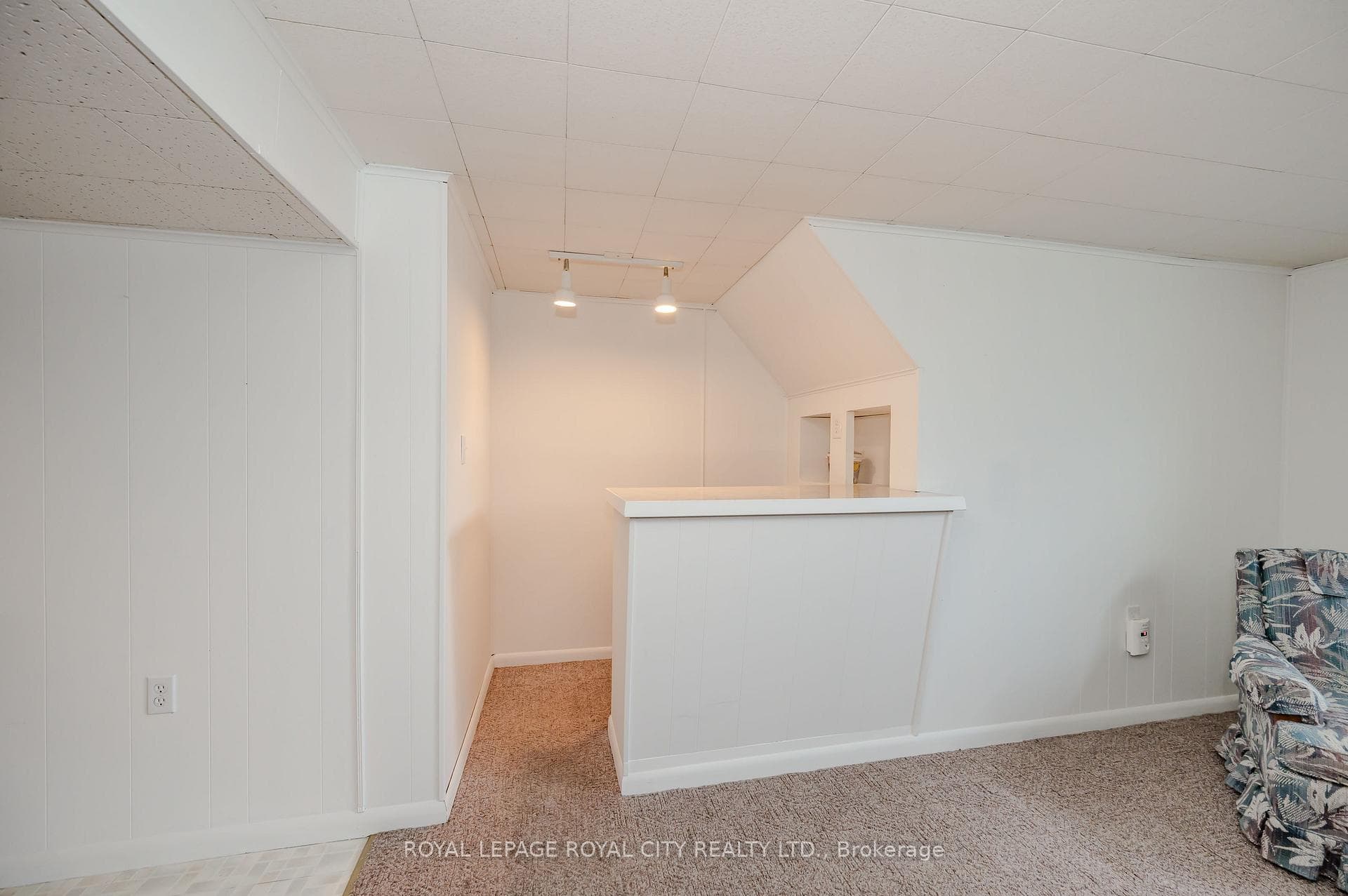 153 Anne Boulevard photo 24