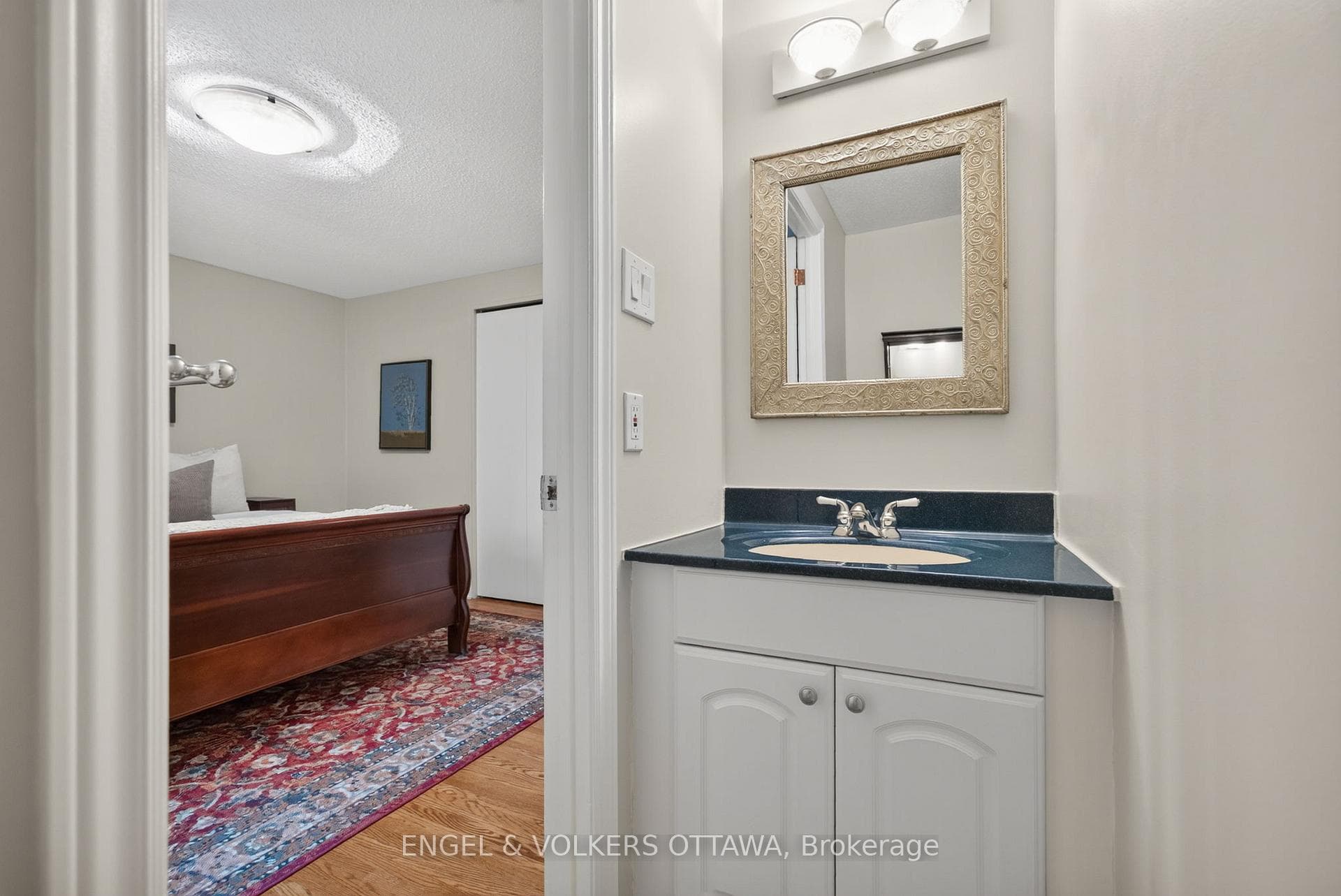 2pc Ensuite