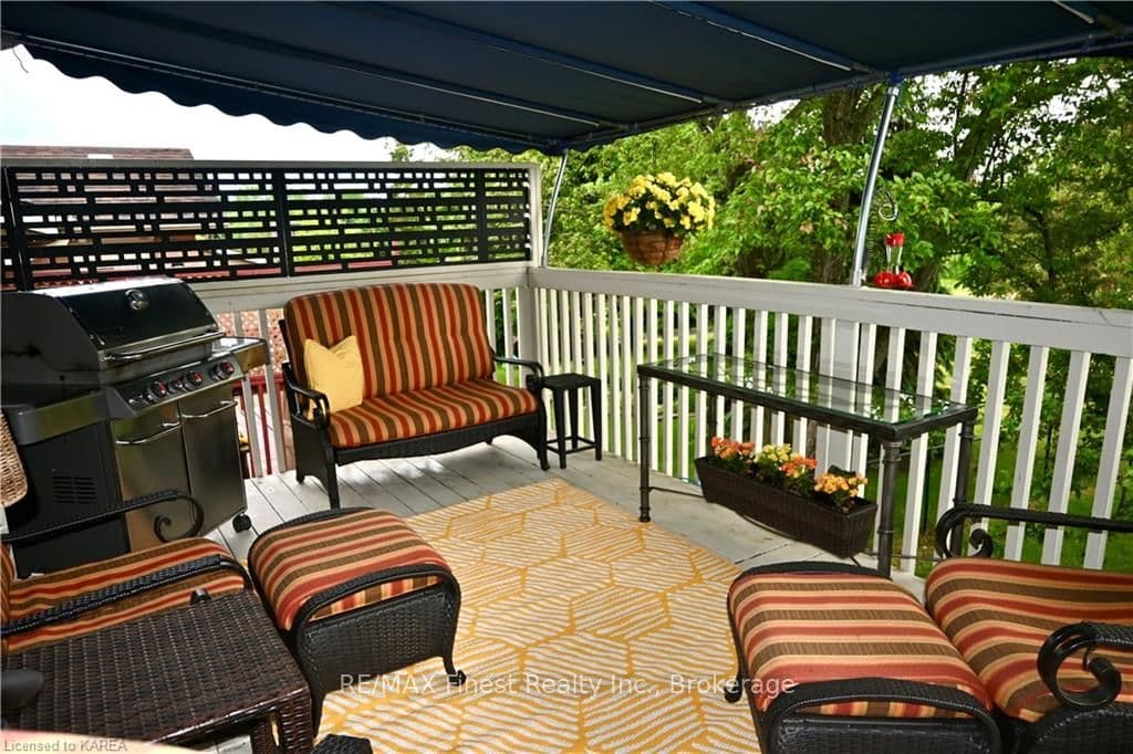 1146 LANCASTER Drive photo 40