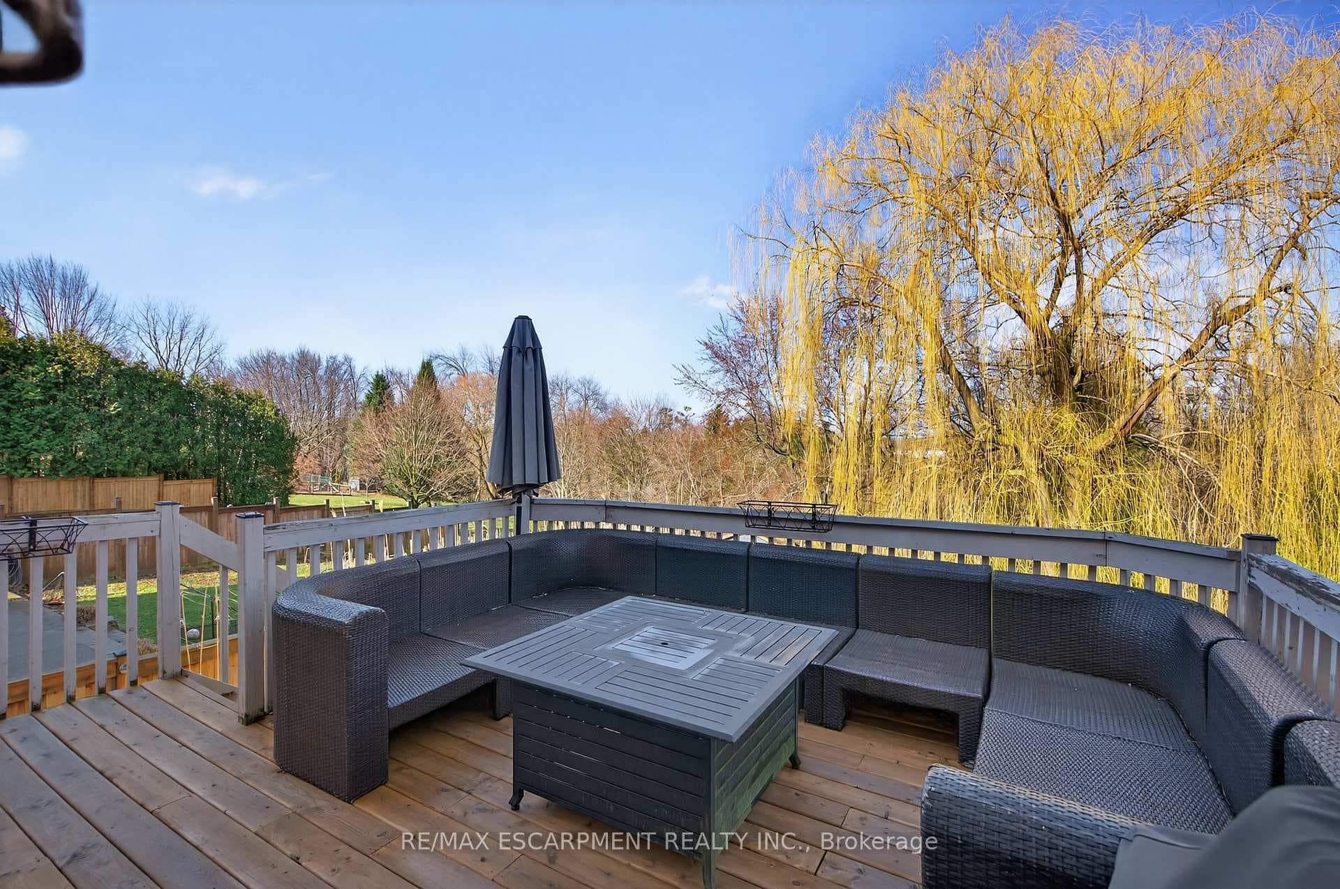 53 Laurendale Avenue photo 28